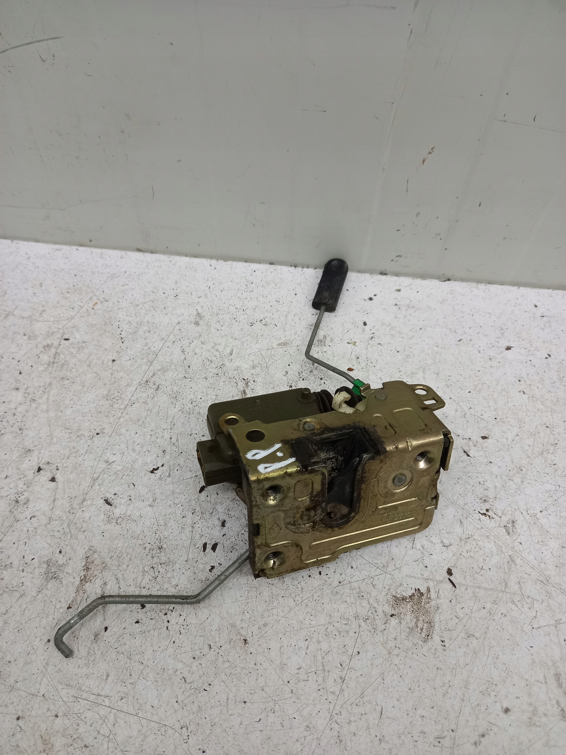 lock door right front RENAULT MASTER 2 2 PIN