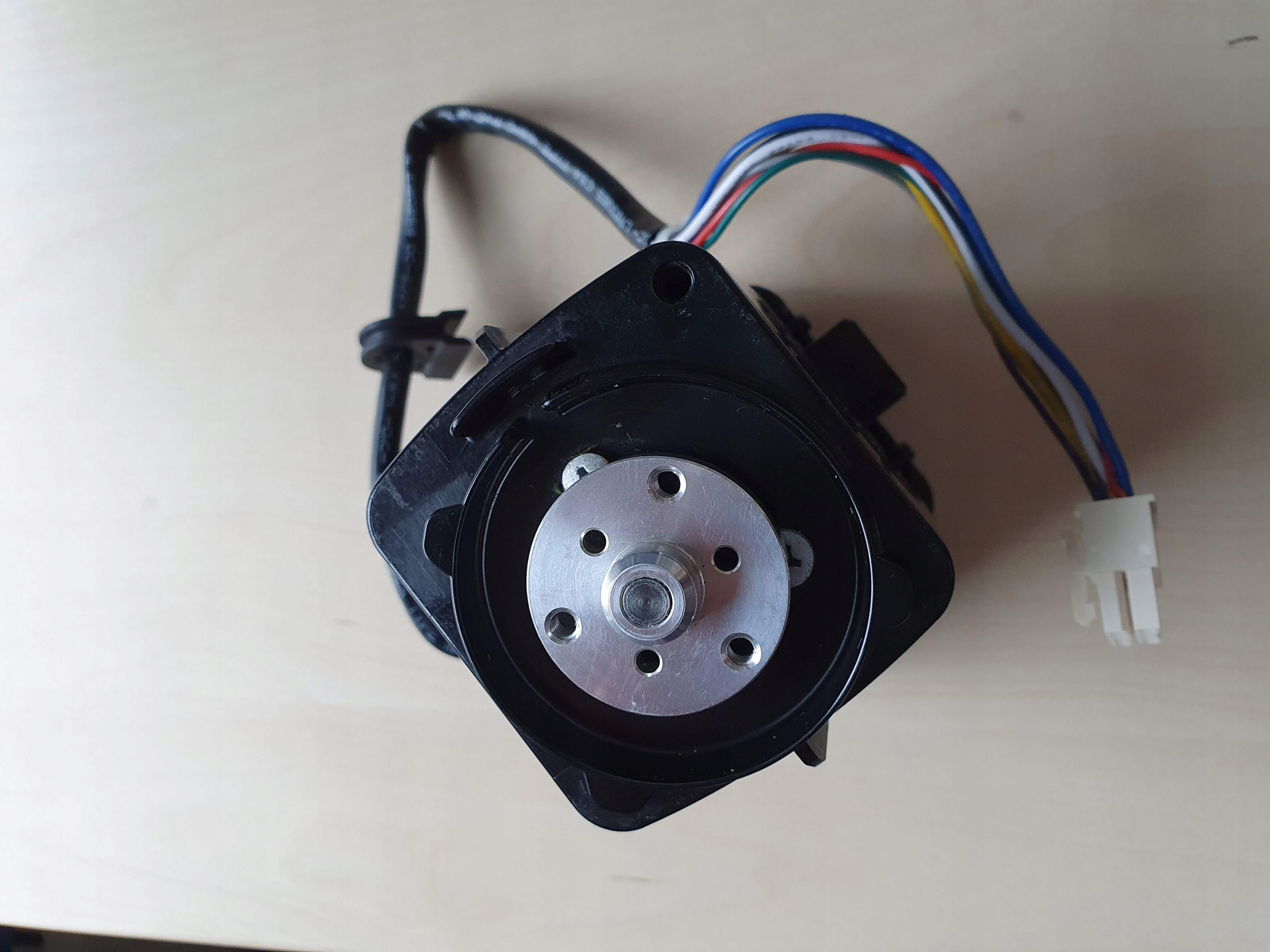 

Silnik napędowy noży do robota Gardena Sileno