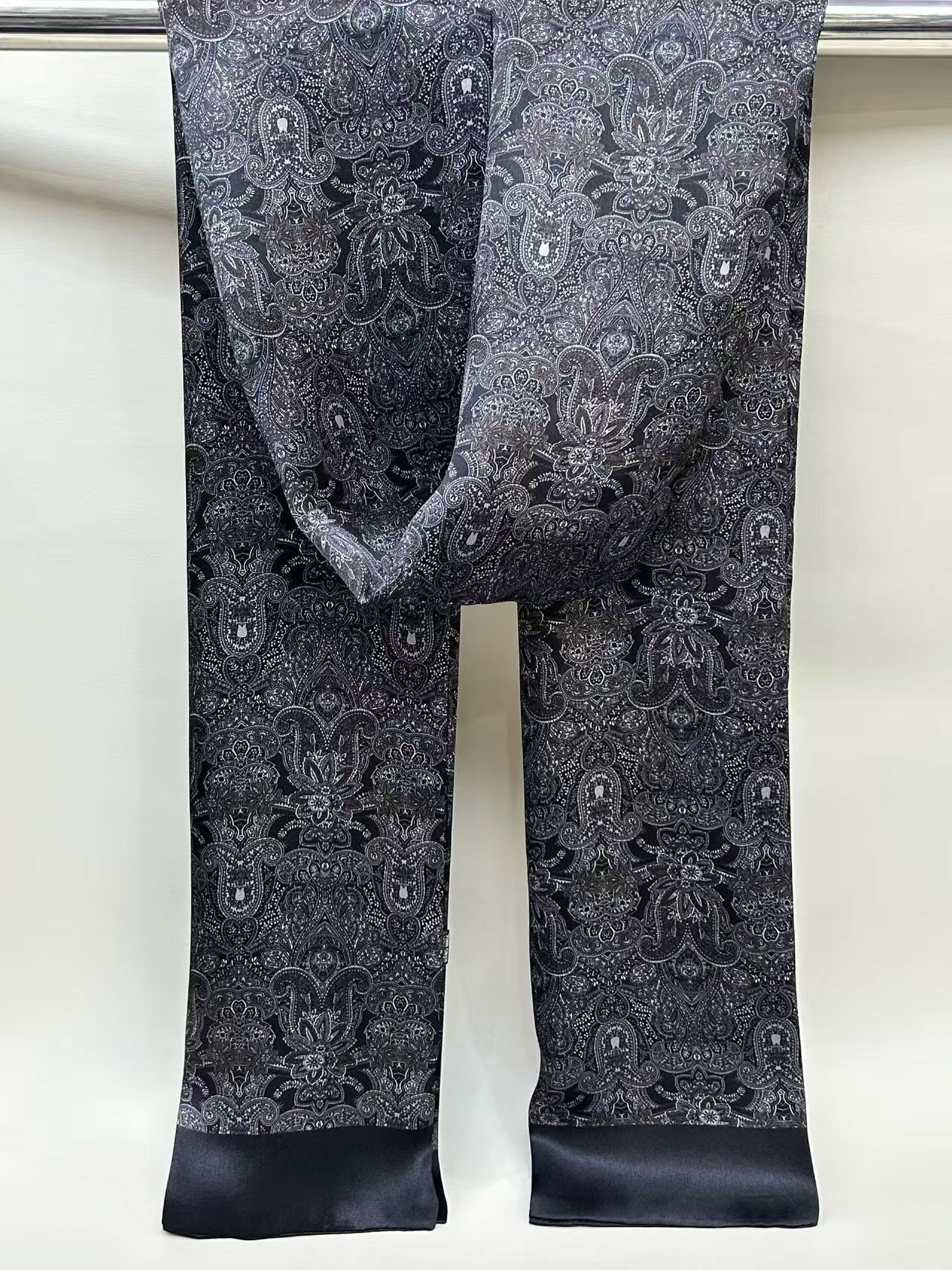 Pánský dvouvrstvý šátek ze 100% morušového hedvábí, stylový, teplý, pro firmy