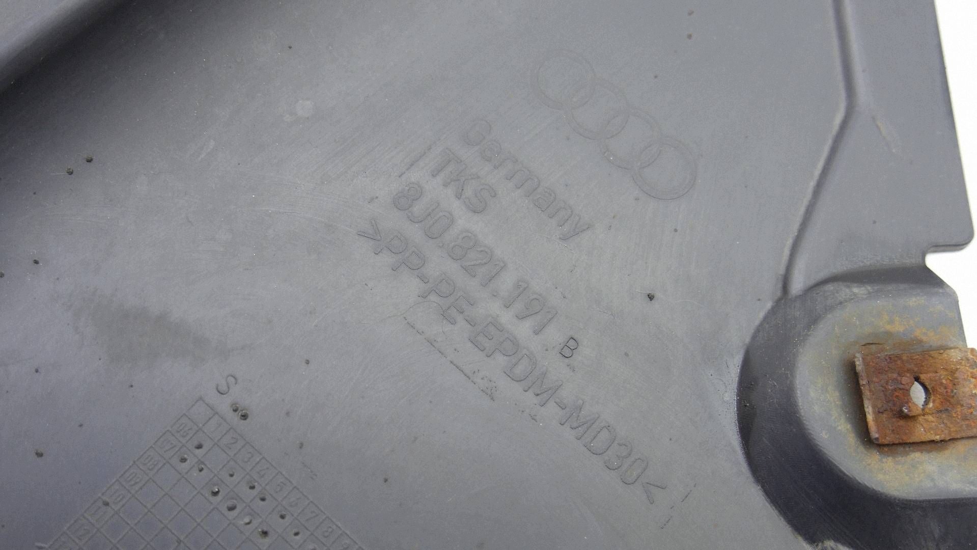 mudguard left front left front AUDI TT 8J 8J0821191B