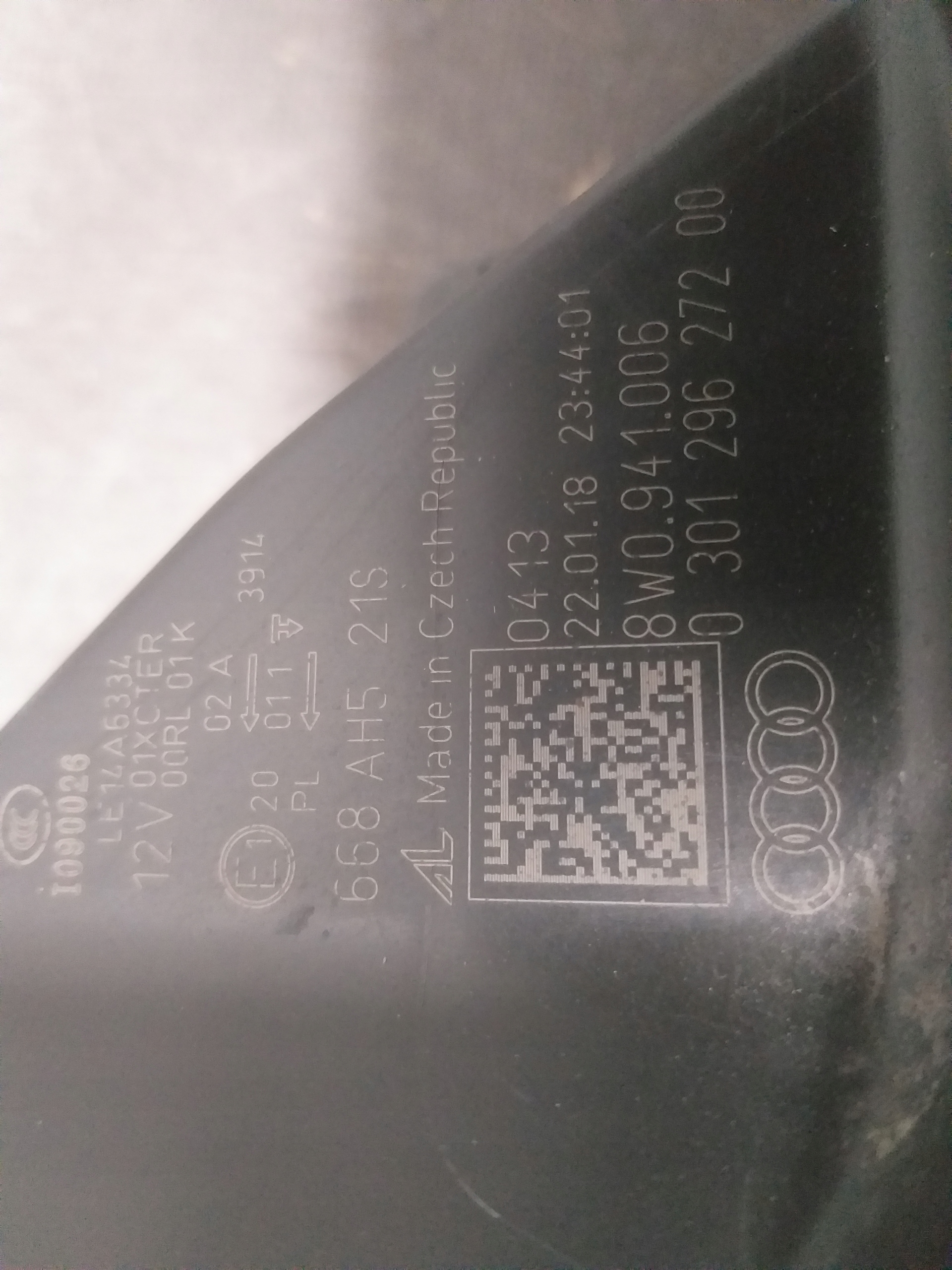 light front right AUDI A4 B9 16-19 XENON 8W0941006