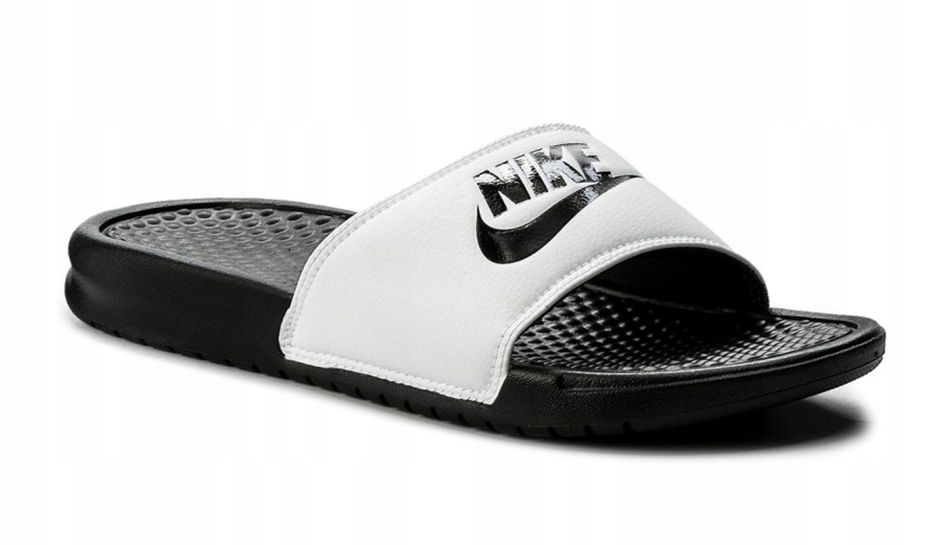 Nazouváky Nike pánské bílo-černé na pláž Bazén Benassi vel.