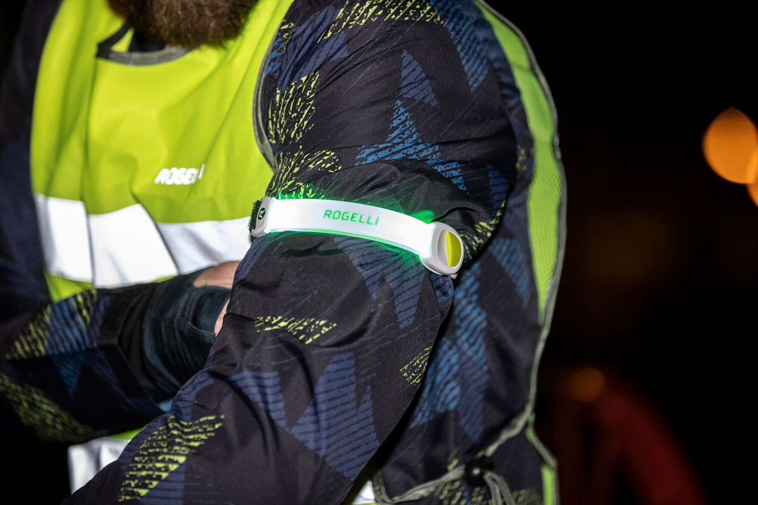 Rogelli ARMBAND NEON LED świecąca opaska na ramię Model ARMBAND