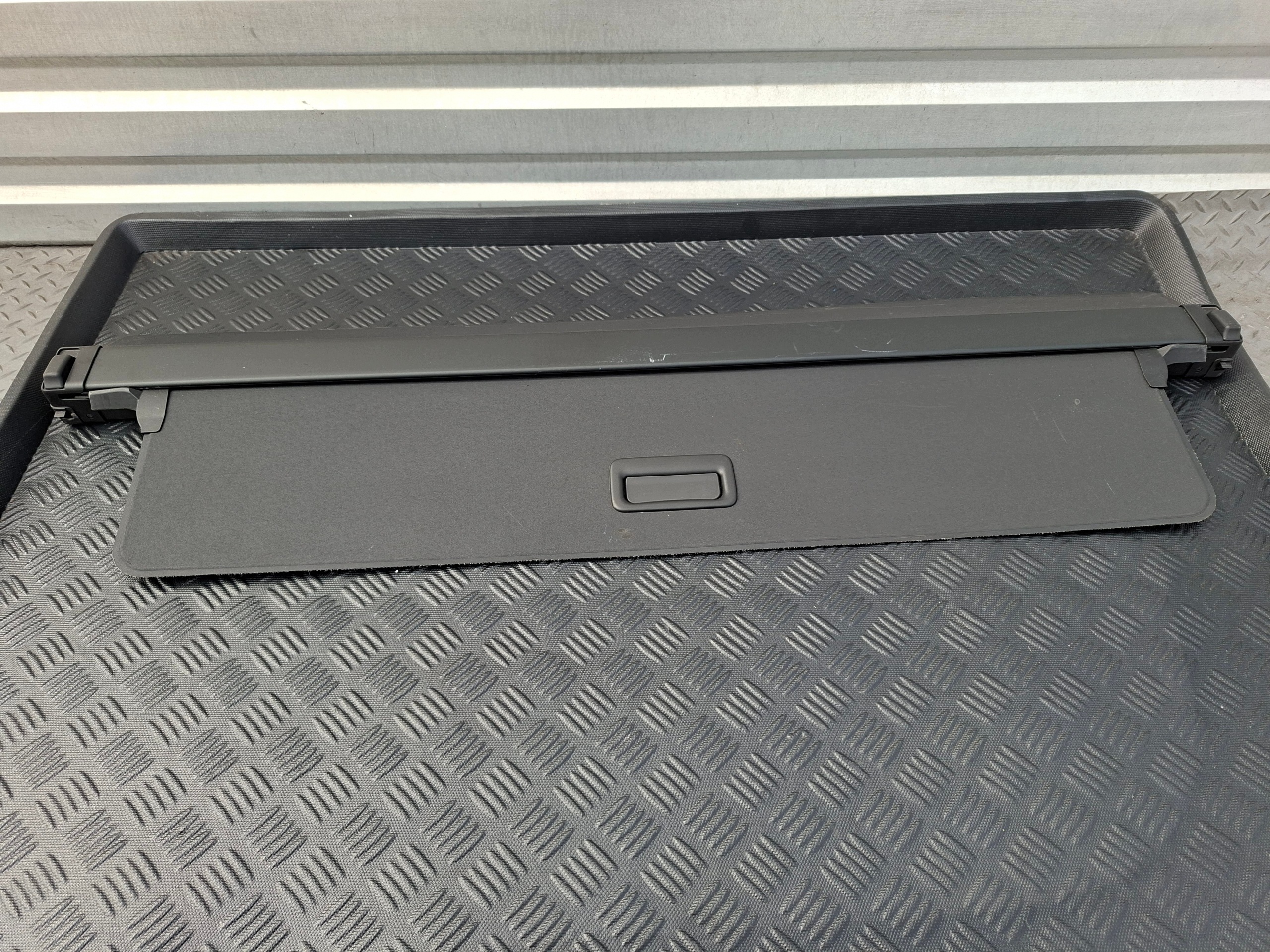 blinds boot rear part rear black 39841508 VOLVO XC60 II