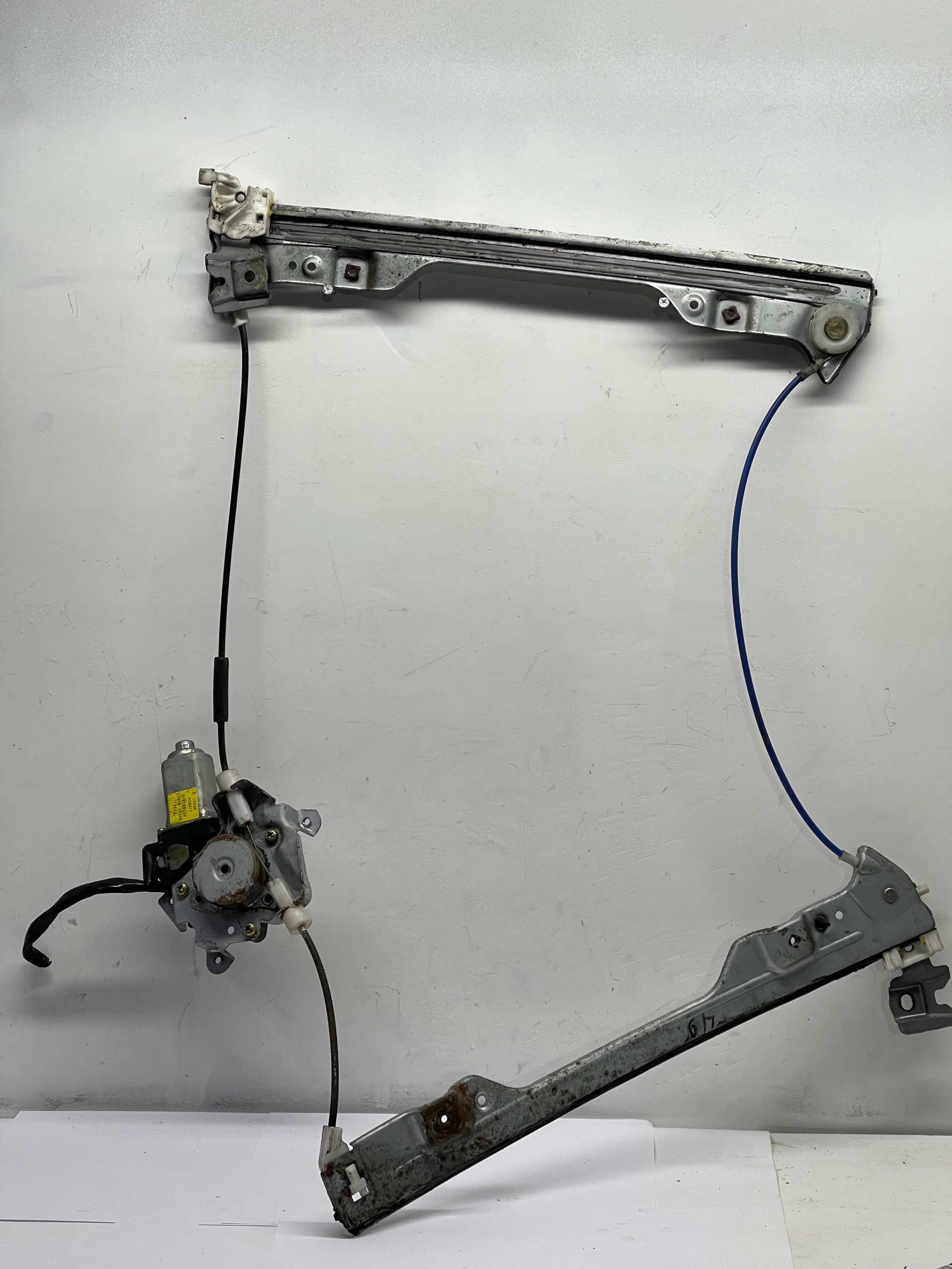 mechanism windows front left Nissan Altima 807318J010