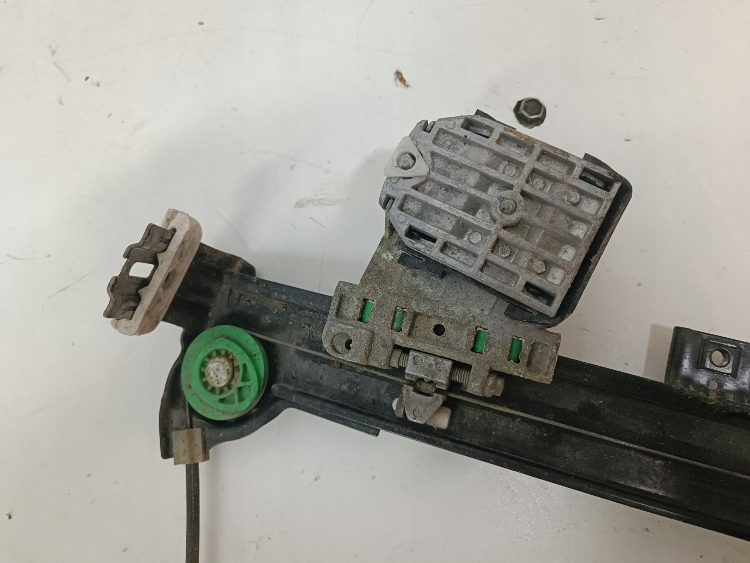 window regulator right front PEUGEOT 407 COUPE