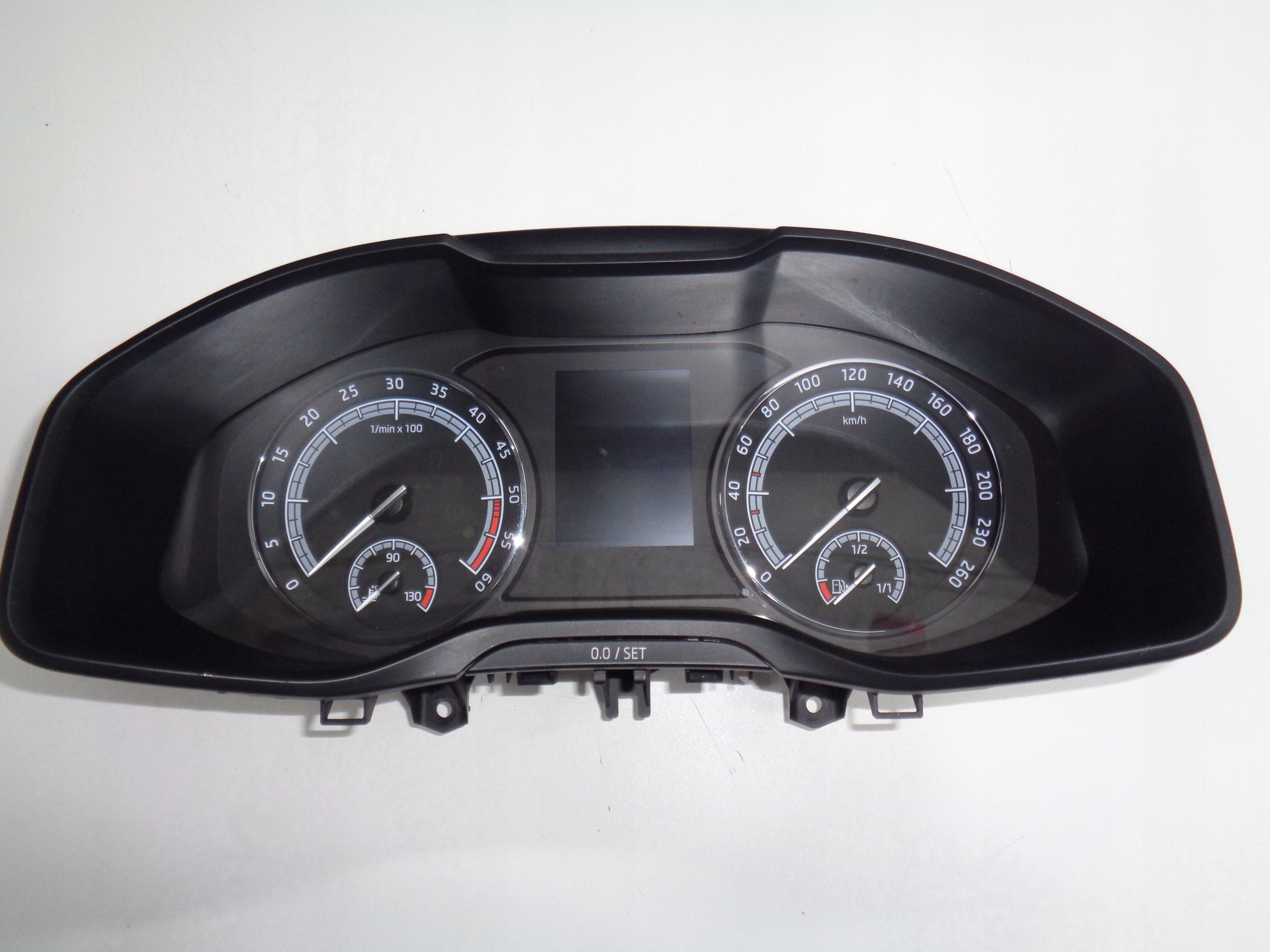 SKODA KAROQ dials dials EUROPA 565920741B 17r