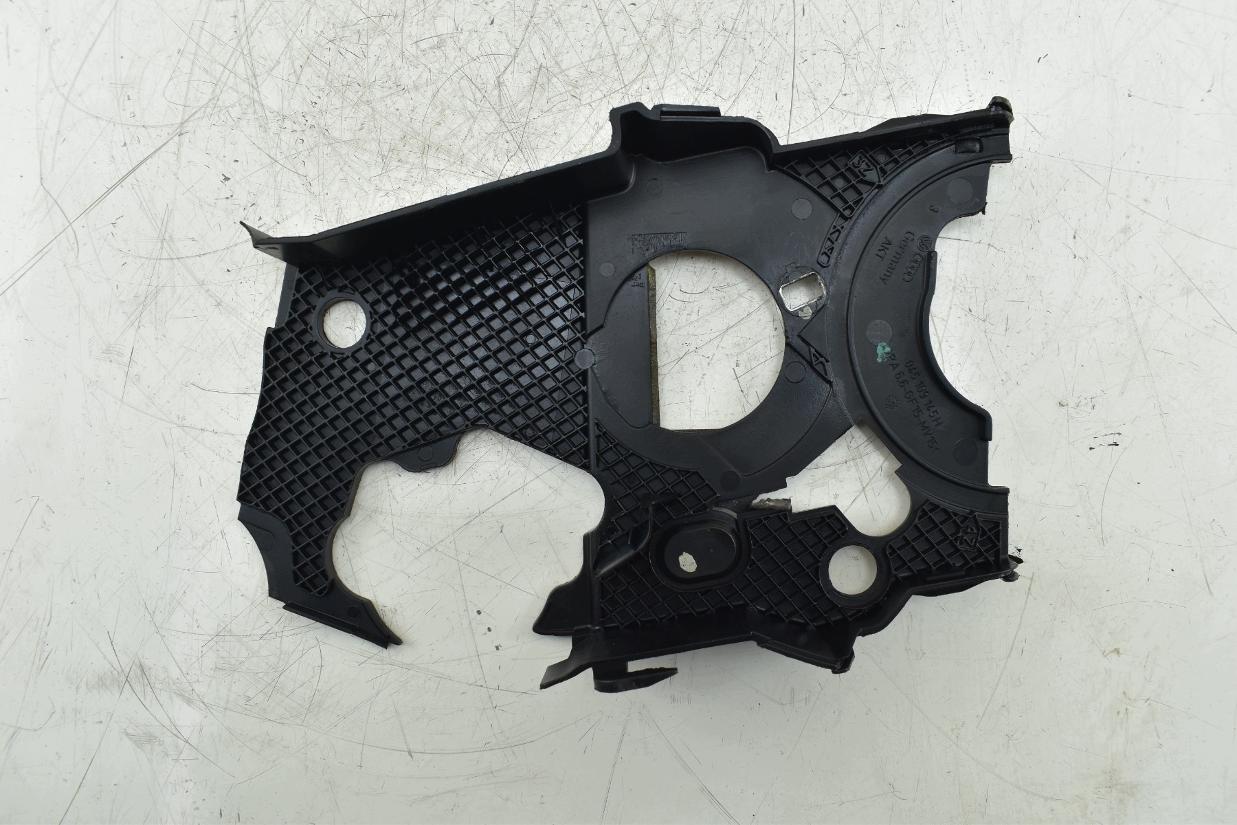 couverture couverture de la distribution VOLKSWAGEN GOLF V 1.9 TDI 045109145H