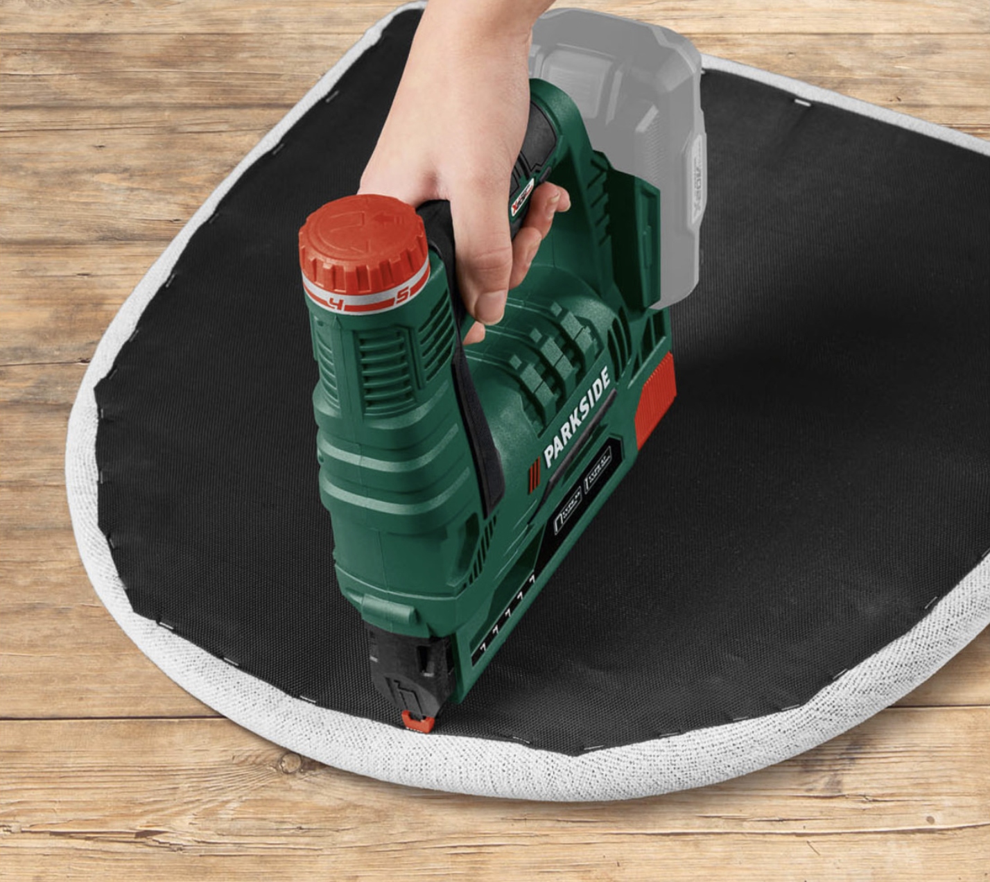 АКУМУЛЯТОРНИЙ СТЕПЛЕР PARKSIDE PAT 20 Напруга живлення 20 В