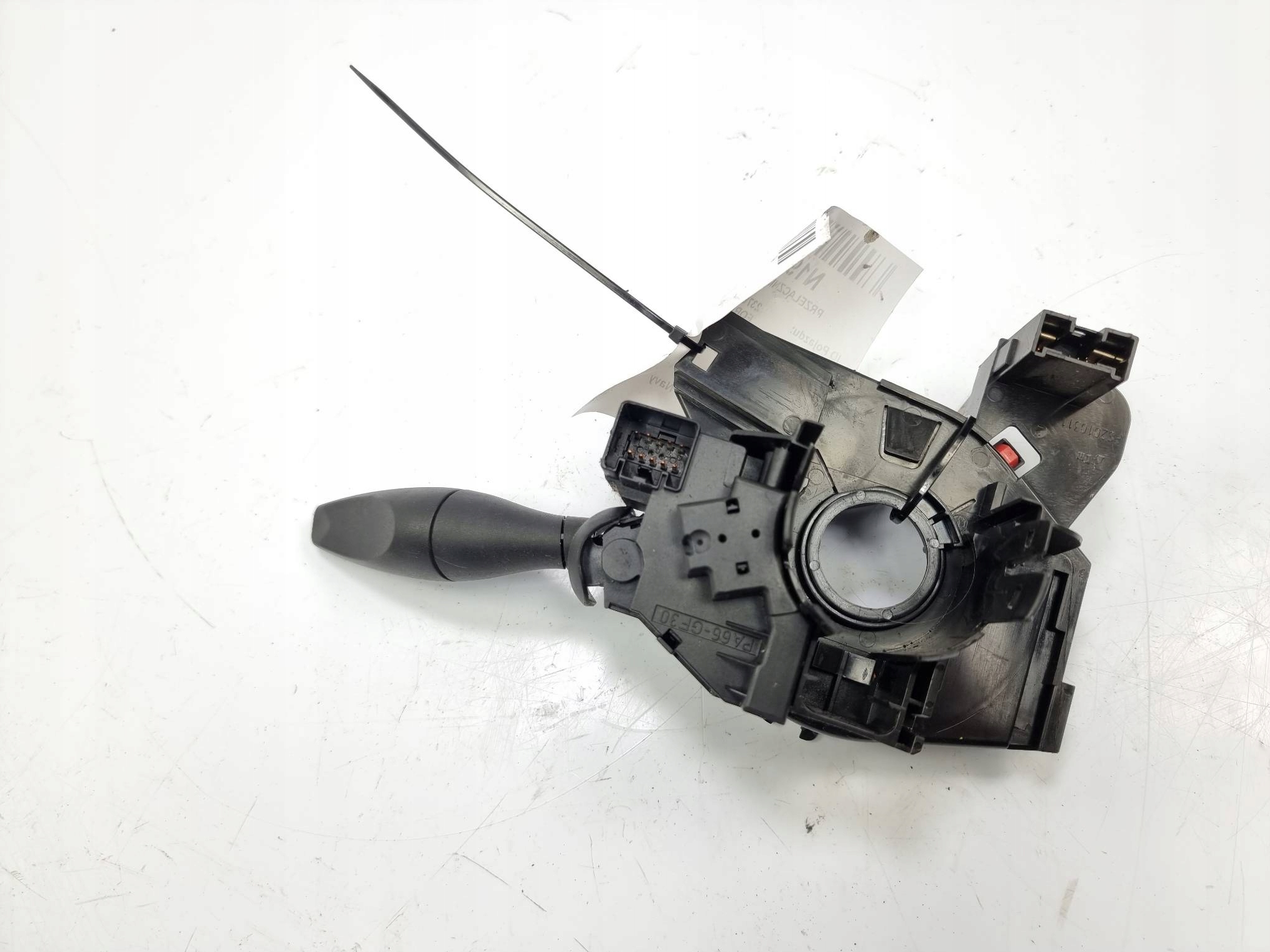 steering wheel levers and controls FORD FUSION