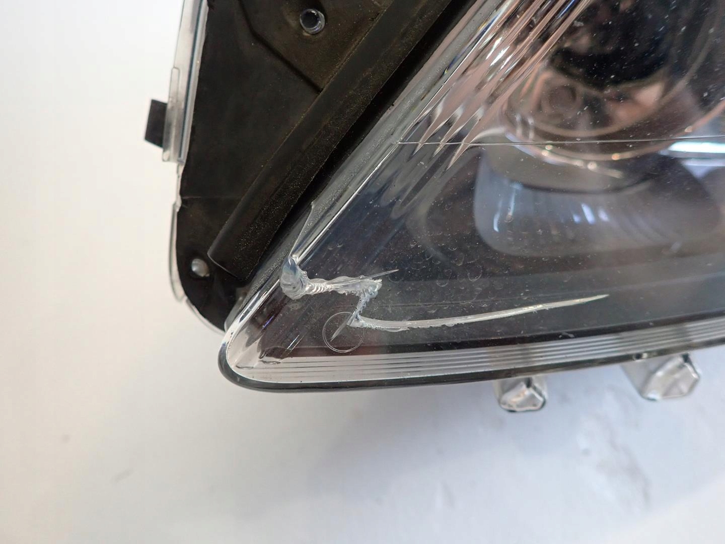 light front front left MERCEDES B-KLASA W246 2011- A2468200161