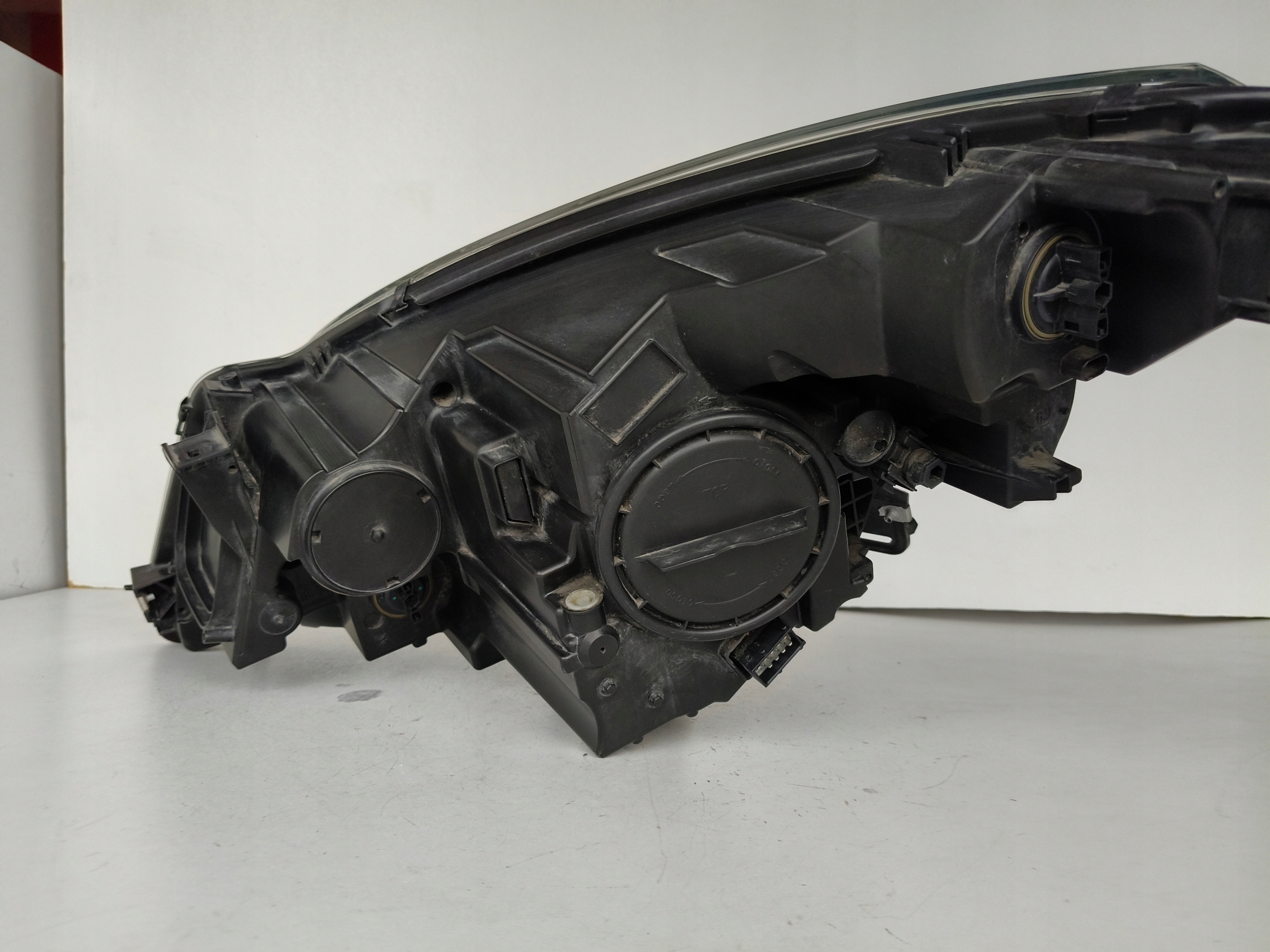 light right REFLEKTOR OPEL ZAFIRA C 12-16