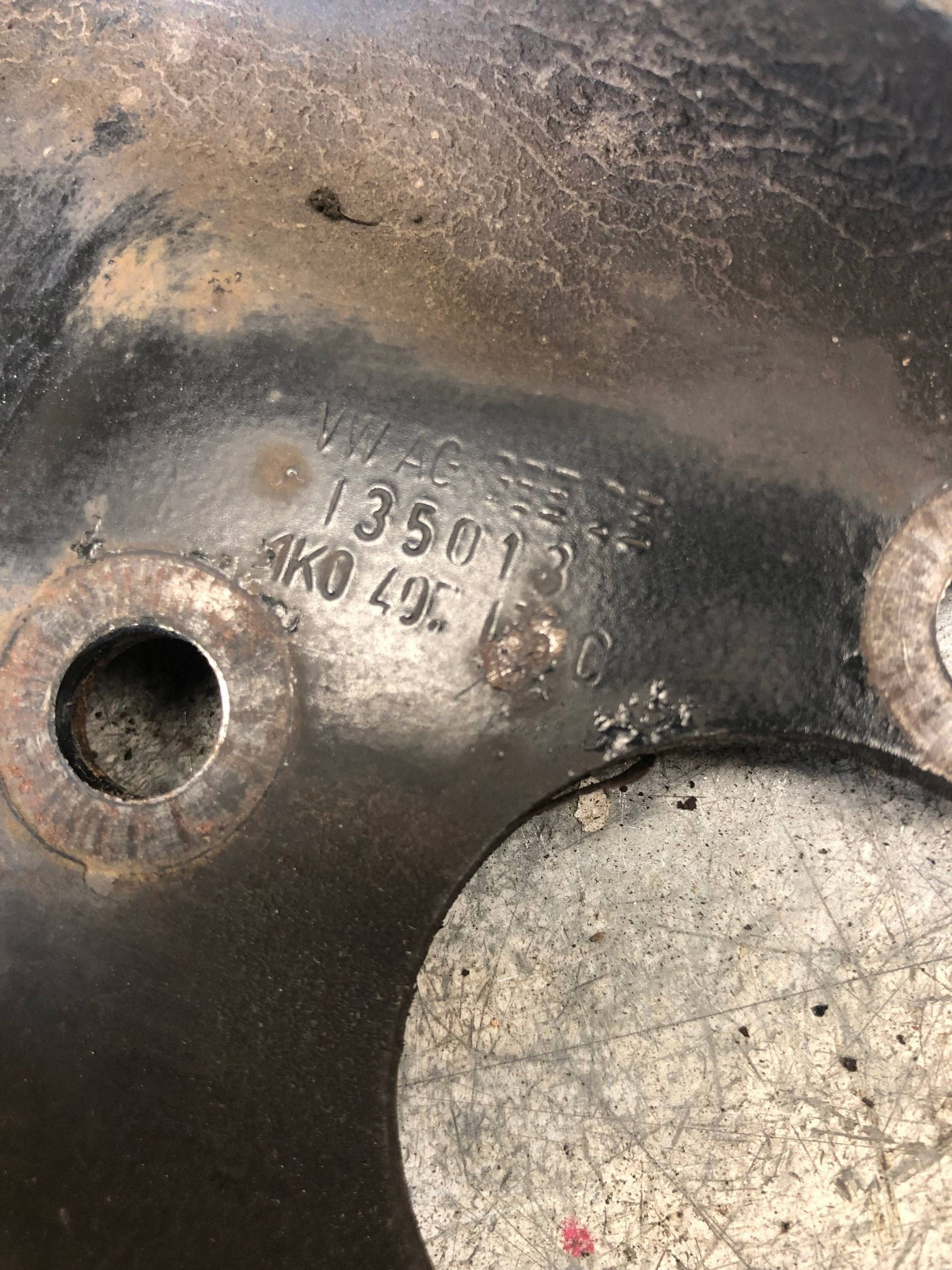 arm left front VW PASSAT B7 KOMBI 1K0405165C