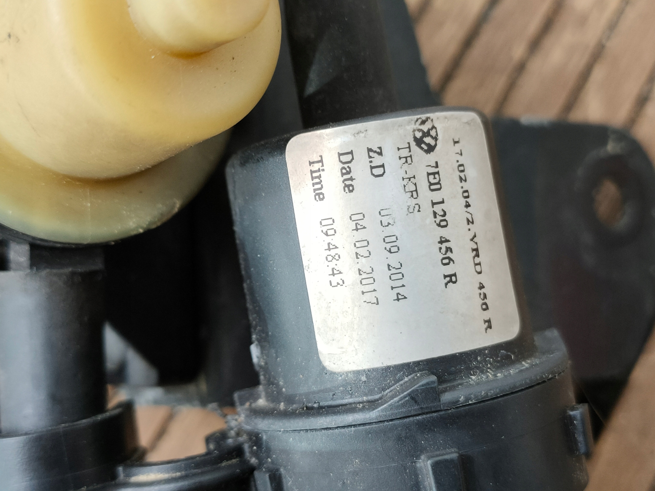 VW T6 MULTIVAN 15-19 2.0 TDI Sensor Unterdruck Original 7E0129456R