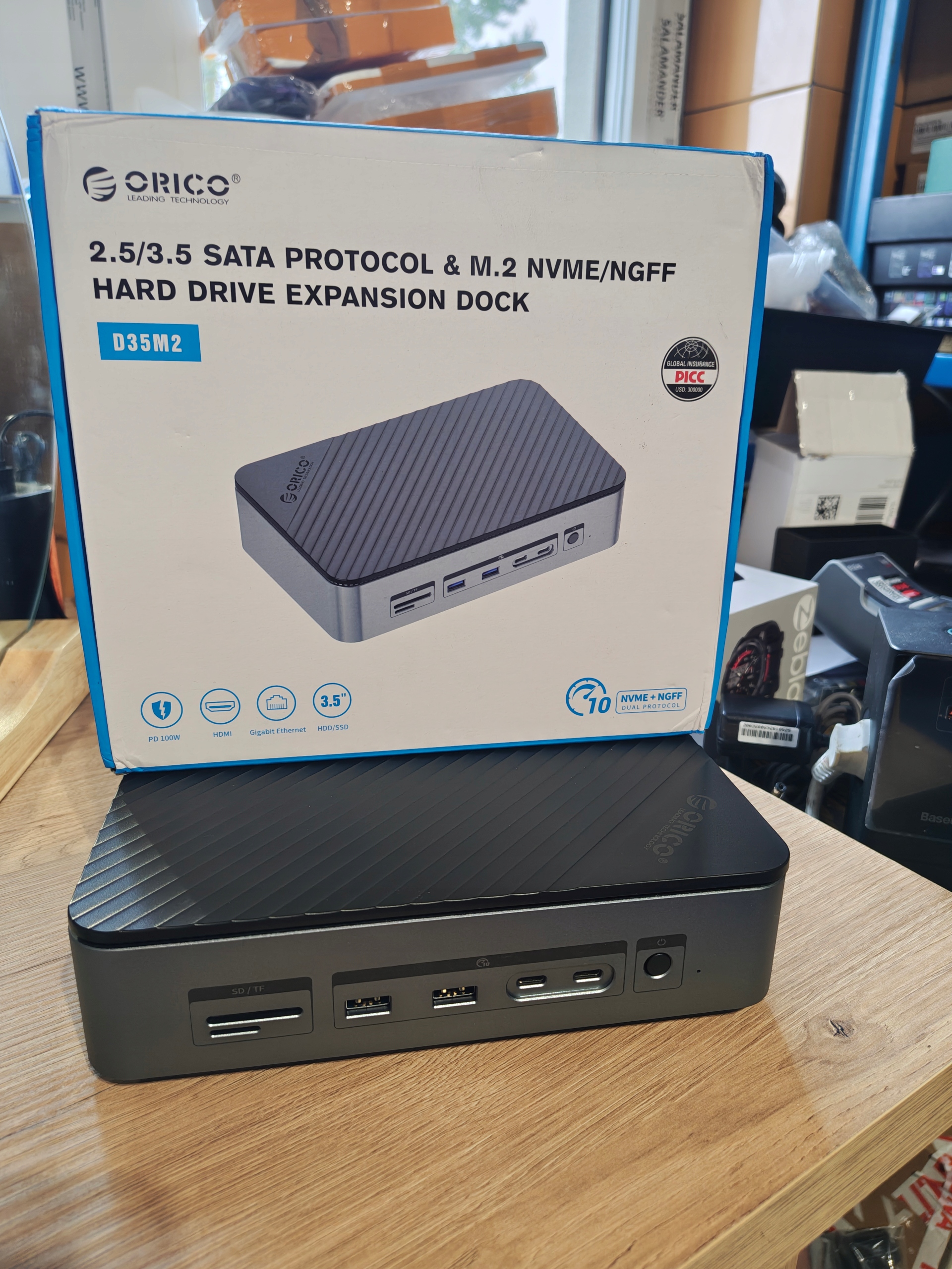 Orico Hub D35M2 Dokovací stanice Usb-c M.2 Nvme Sata Ssd 2,5/3,5