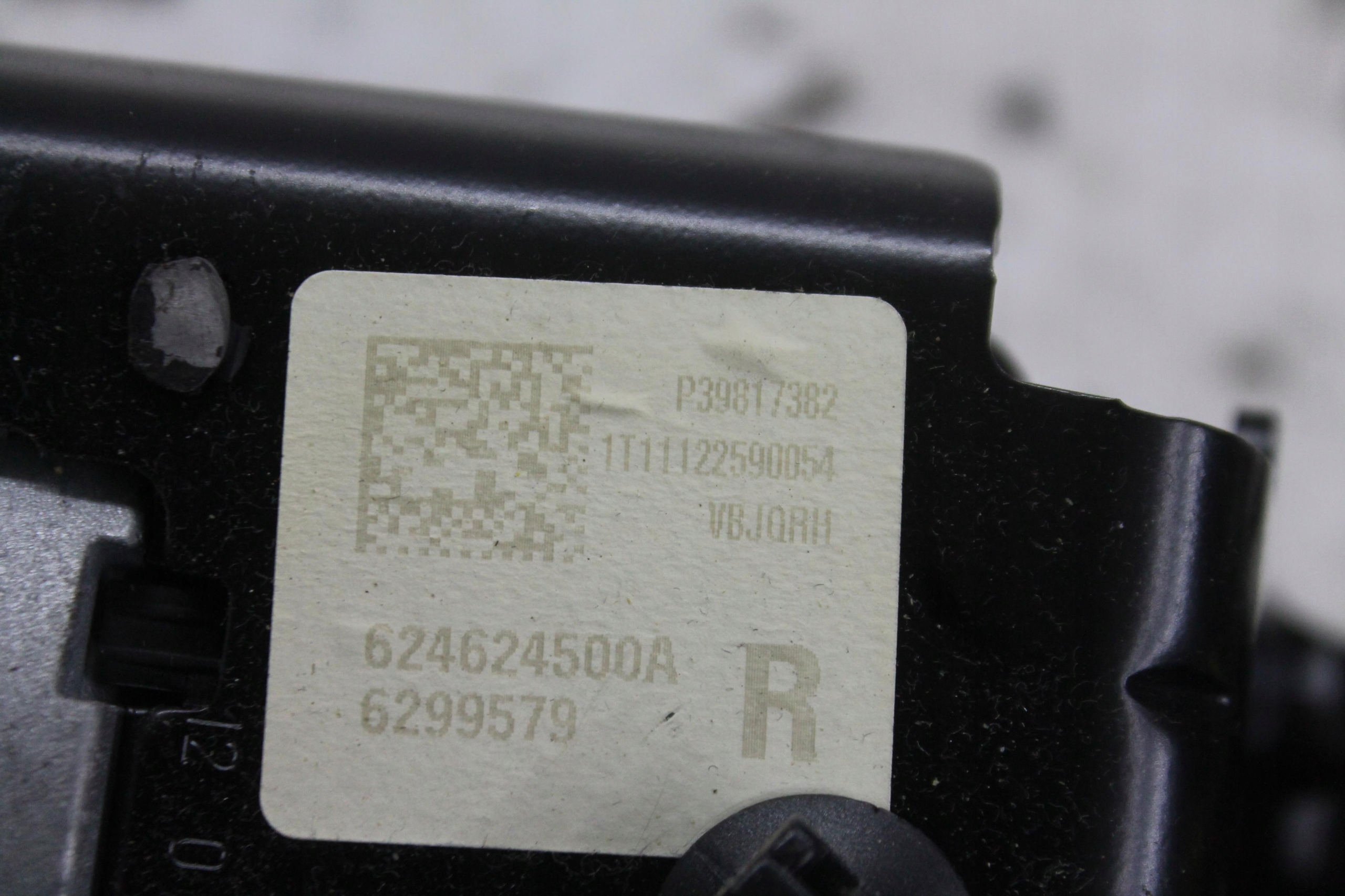 GURTEN SICHERHEITS SPANNER RECHTS VORNE VOLVO XC60 UND 08-17