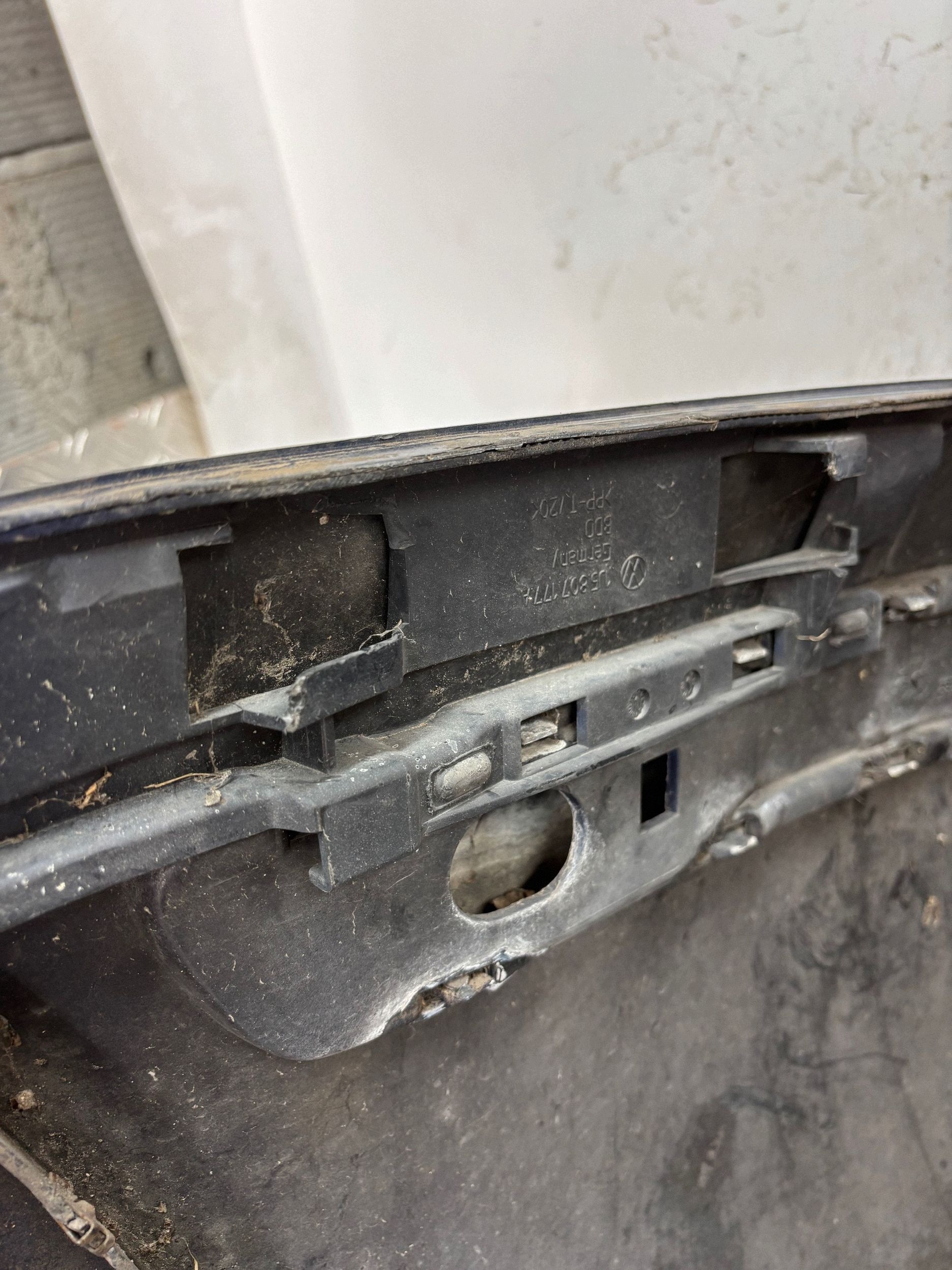 nárazník předek přední VW GOLF IV 4
