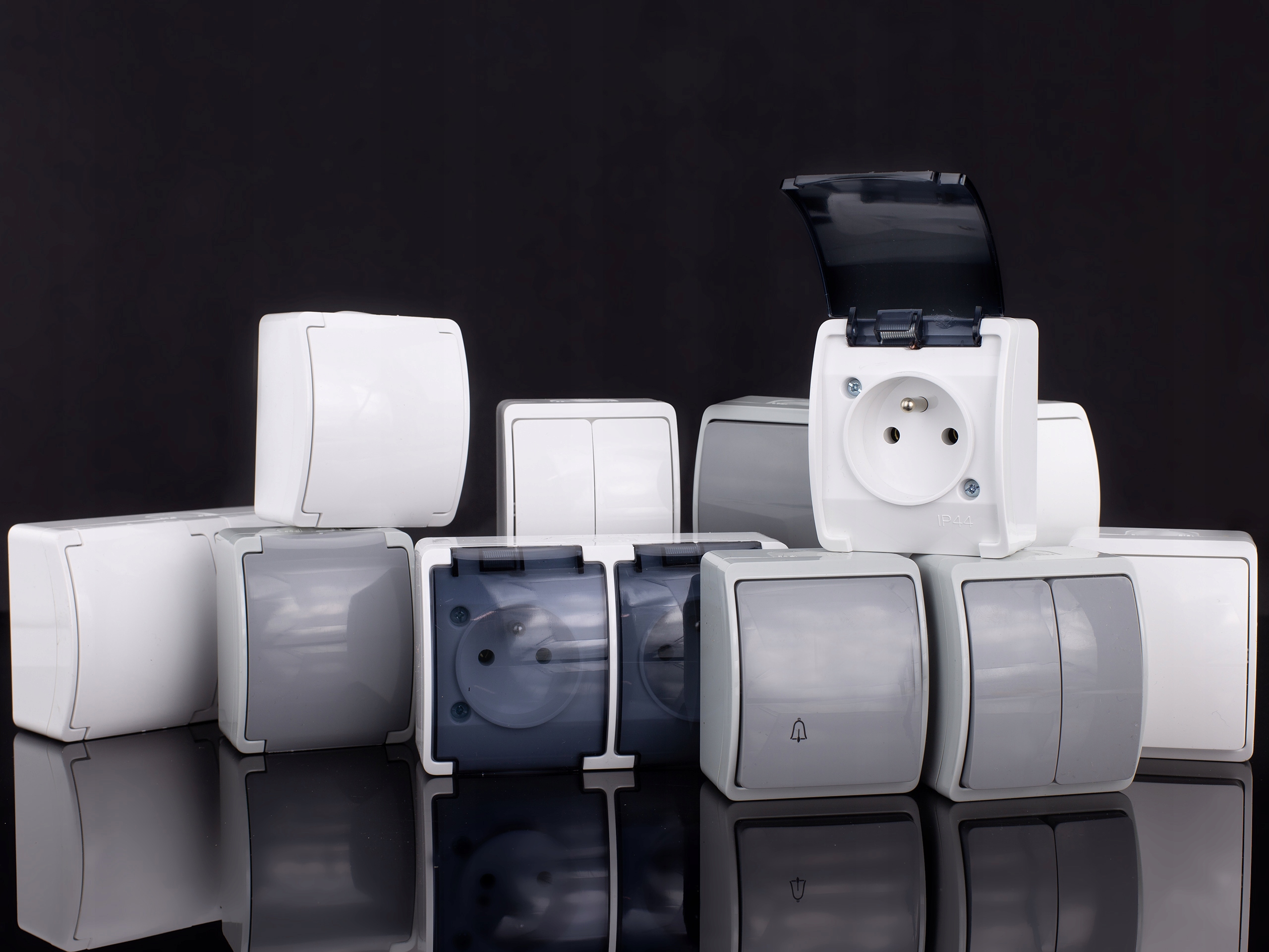 Gniazdo pojedyncze hermetyczne IP44 natynkowe dymn Liczba przewodów 3