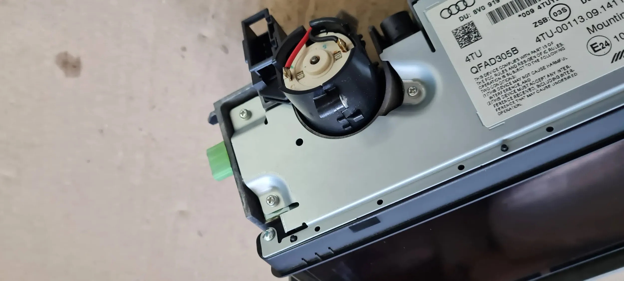 S3 8V BERLINE A3 ÉCRAN LCD RADIA MMI 8V0857273N