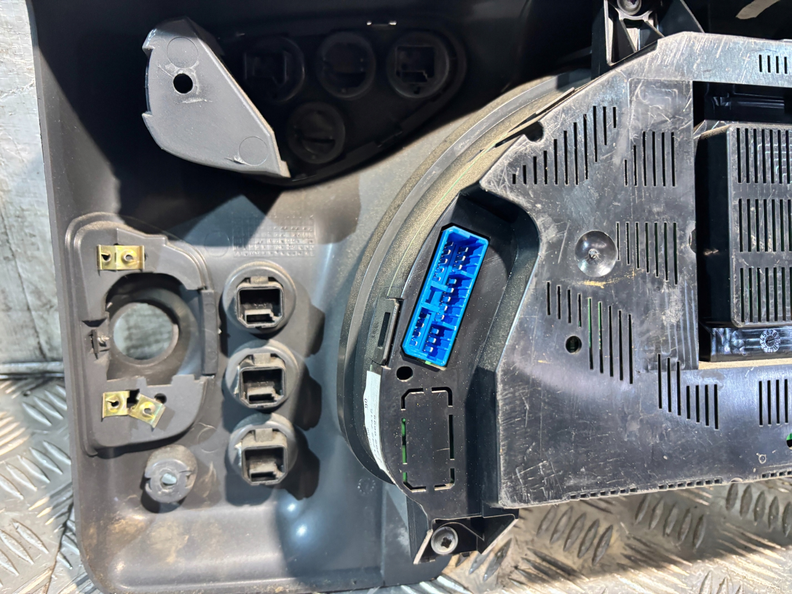 dials dials Iveco 504276236