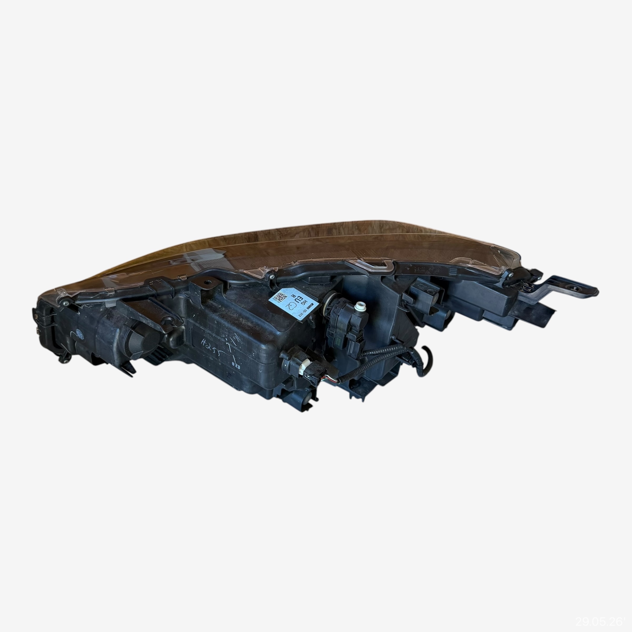 light front right TOYOTA YARIS CROSS 2023 ROK FULL LED