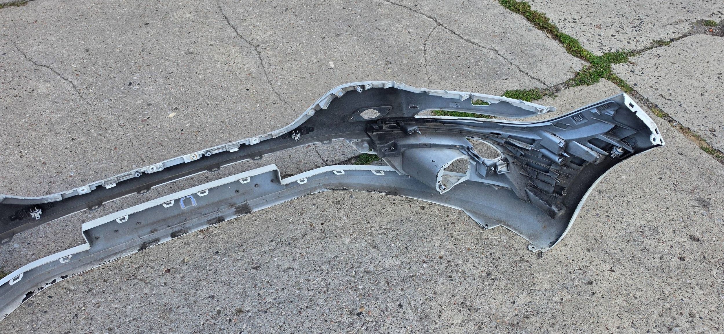 Renault Talisman C06729-091ISMO01 before lift 2015-2020 front bumper