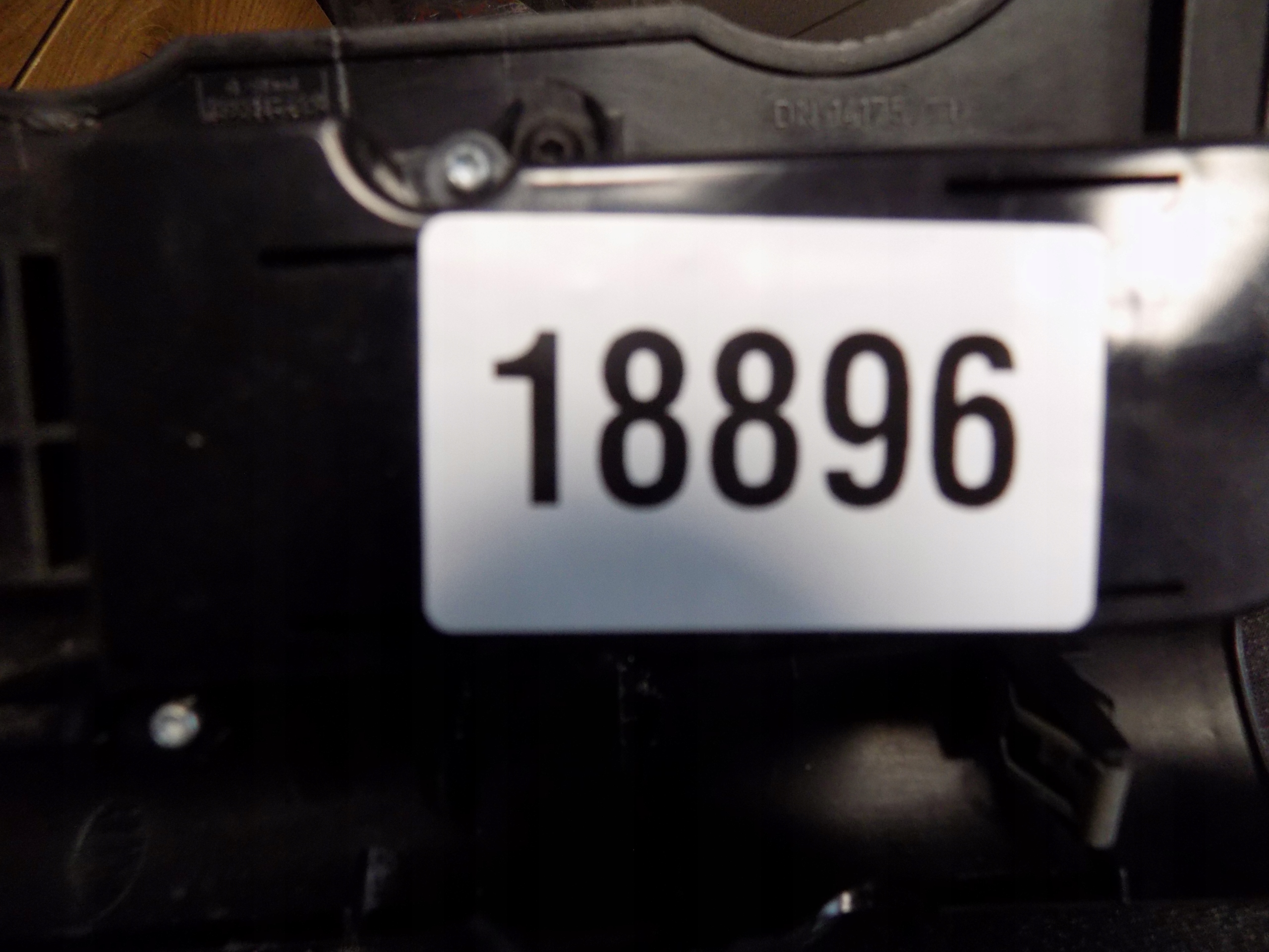 RAHMEN RADIA PANEL des warnblickschalters MERCEDES SPRINTER 906 A9069051601