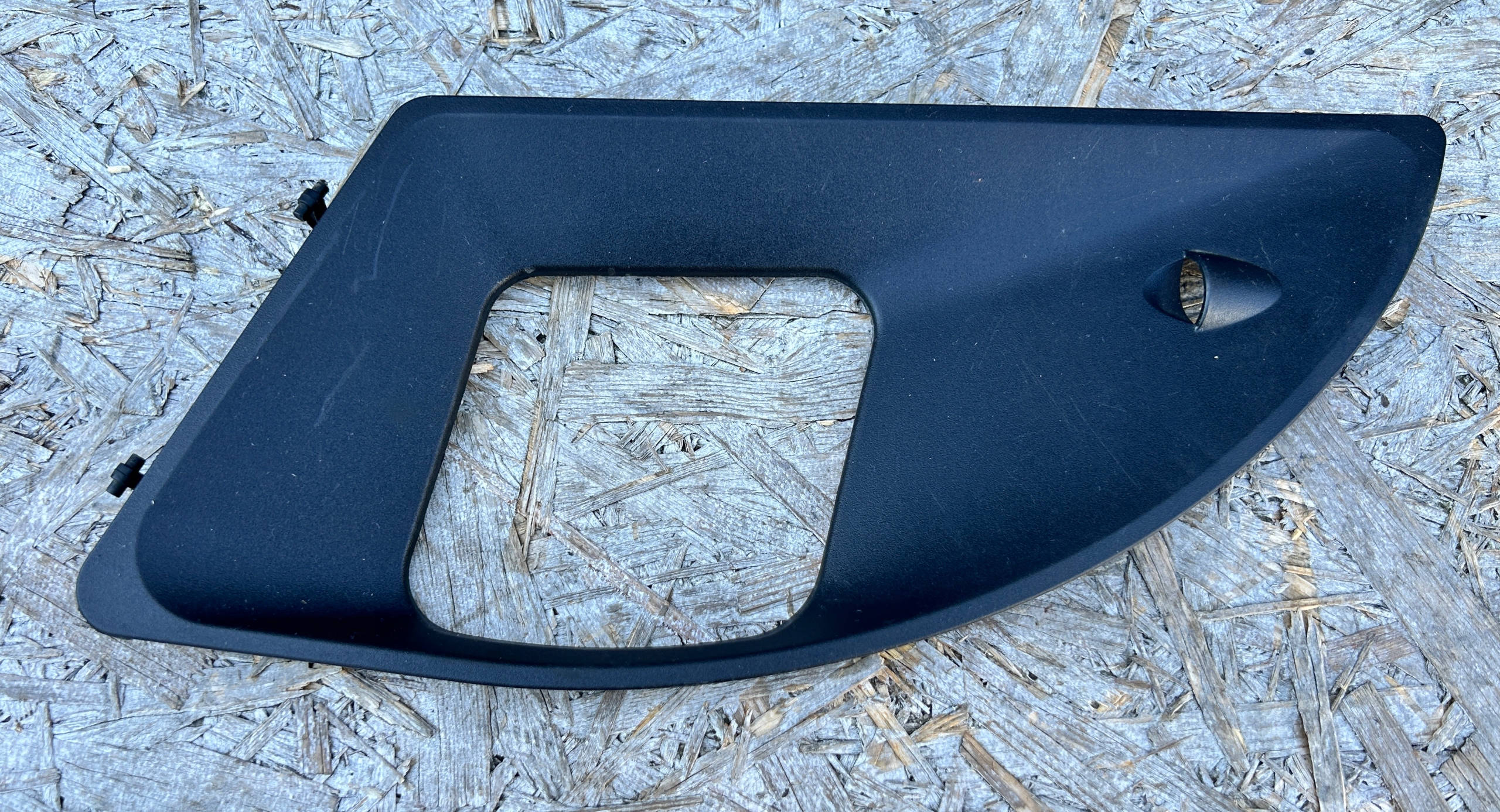 spoiler upper supports front right left BMW 5 GT GRAN TURISMO F07