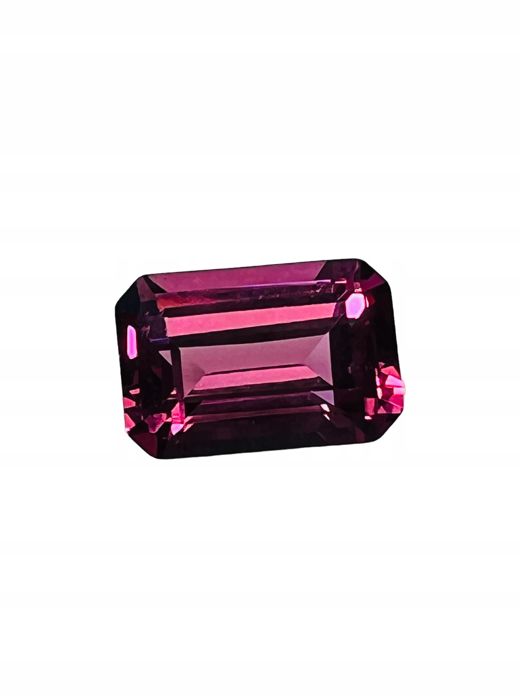 Granátové Jablko Purpurový Rodolit Osmiúhelník 7X5 mm Vs Umění