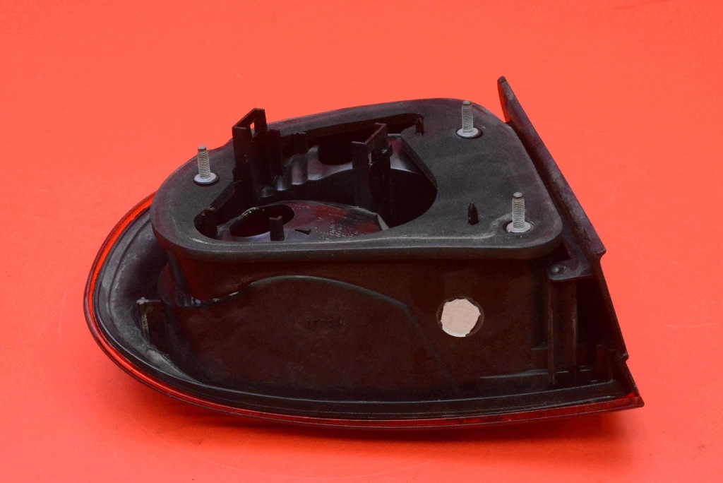 light right rear part rear 1M5945096B SEAT TOLEDO 2 II 99-06