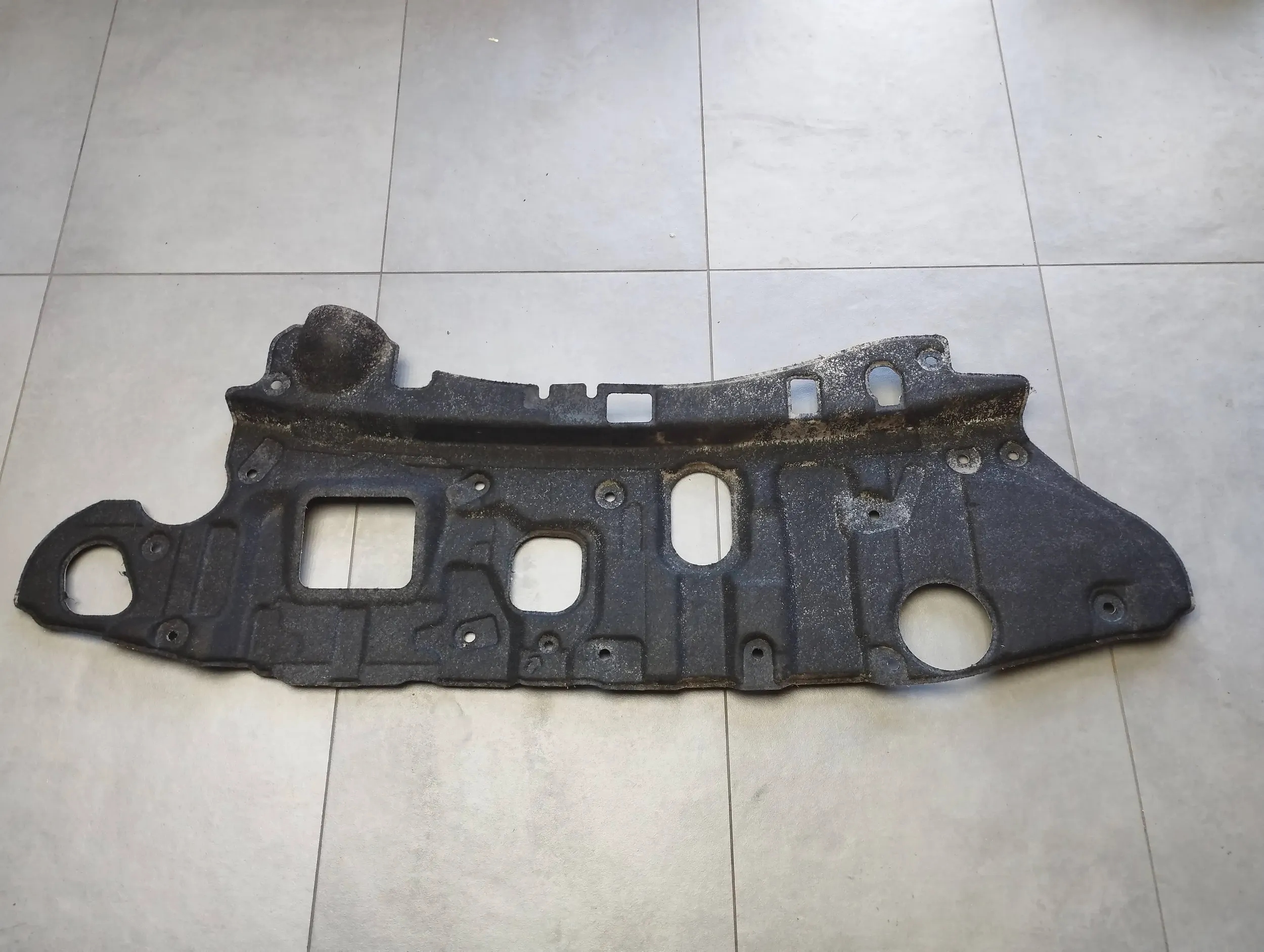 Hyundai ix35 soundproofing partition wall 84124-2Y060