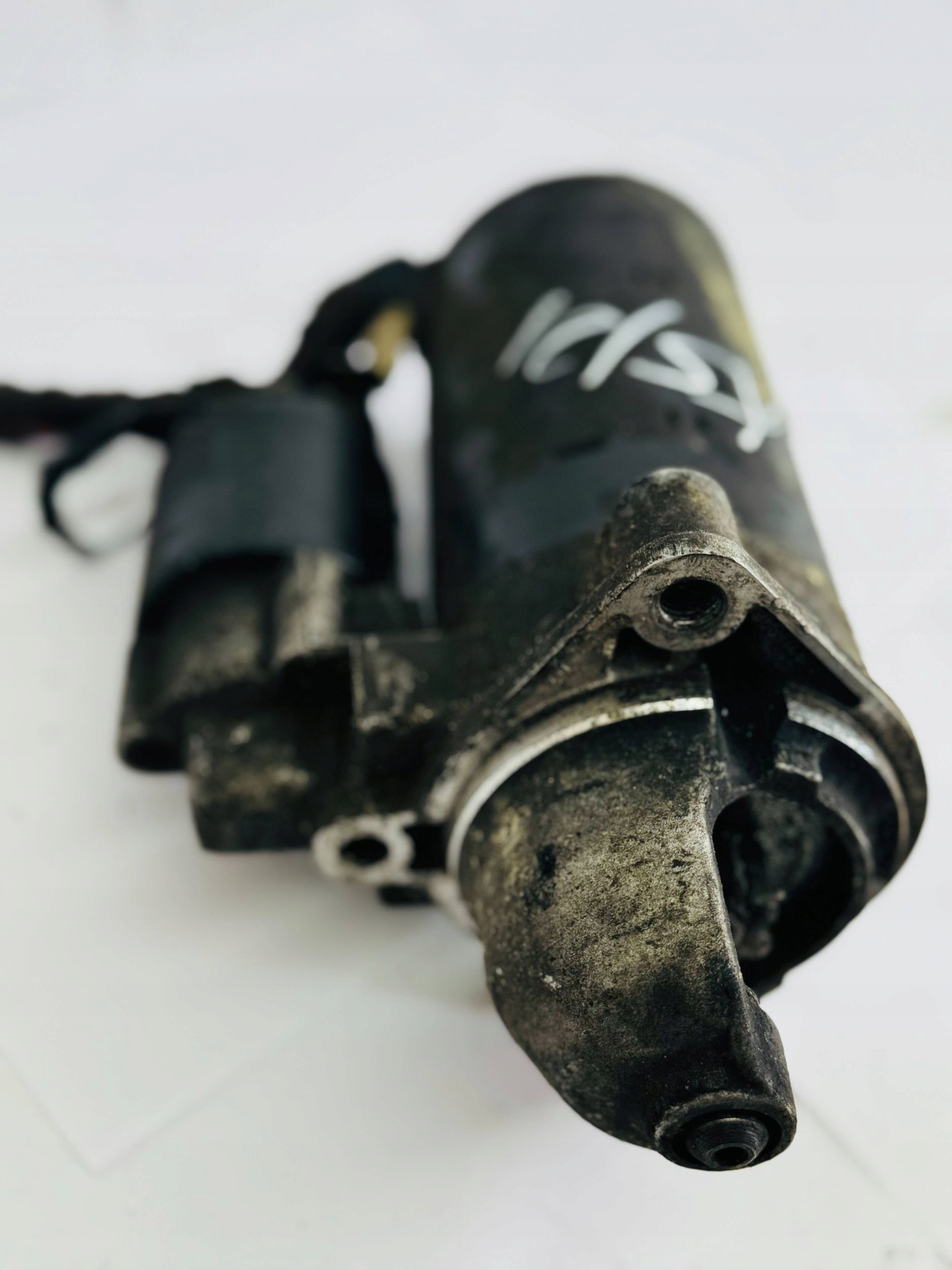 BMW 5 E39 starter 1005821830