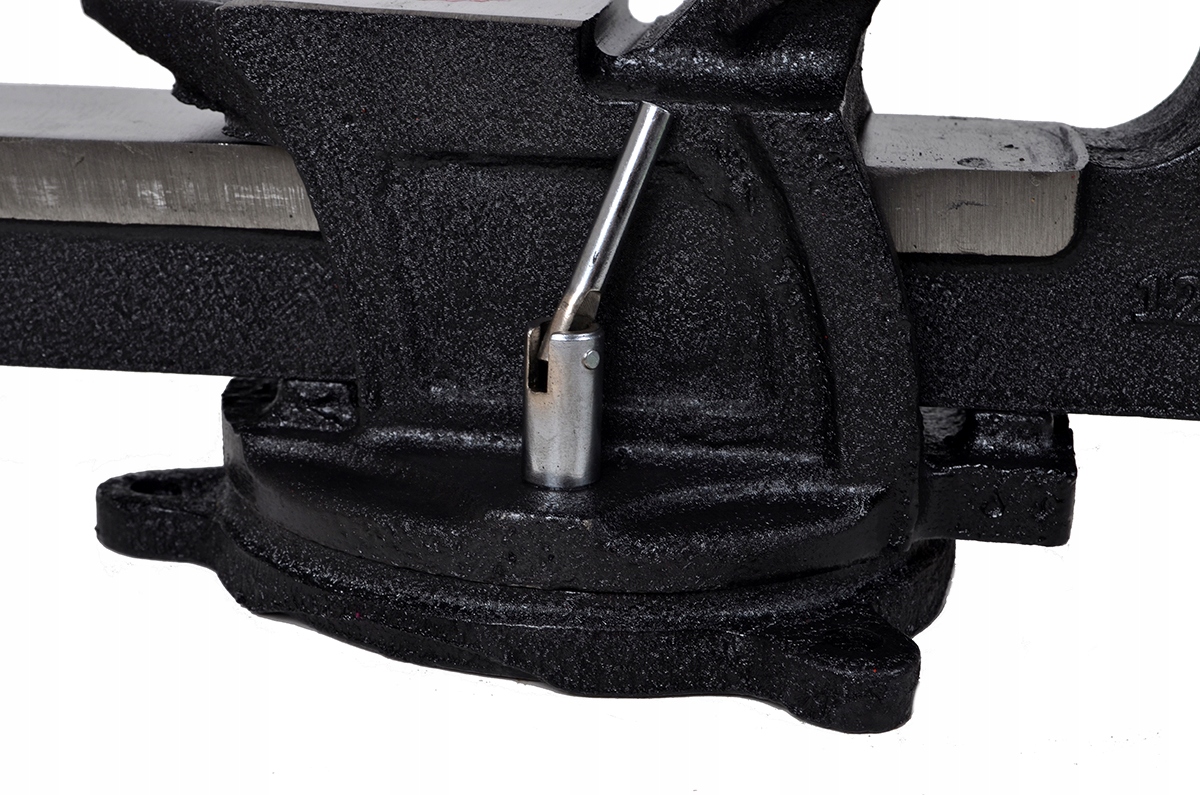 IMADŁO ŚLUSARSKIE STALOWE OBROTOWE 6'' 150mm Szerokość szczęk 150 mm