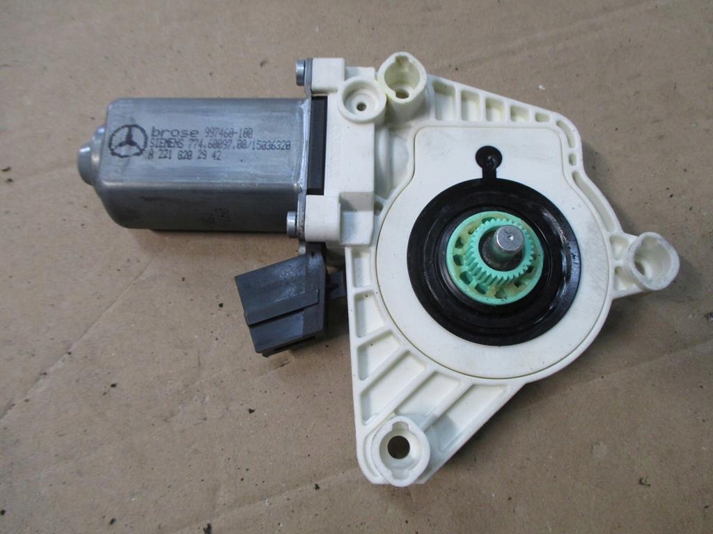 MERCEDES S W221 05- SILNICZEK SZYBY A2218202942 LT