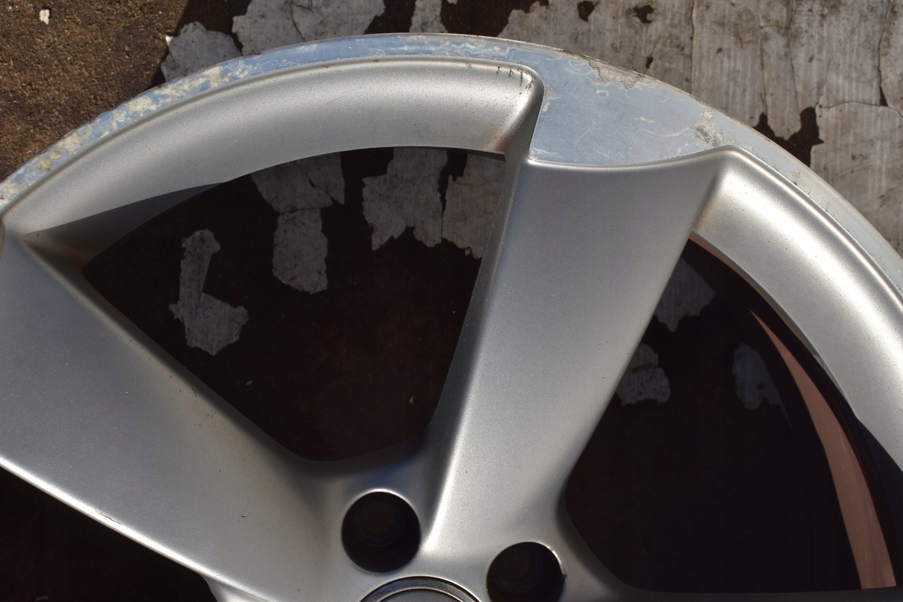 disk hliníkový AUDI 8,5" x 19" 5x112 ET43 8K0601025AR