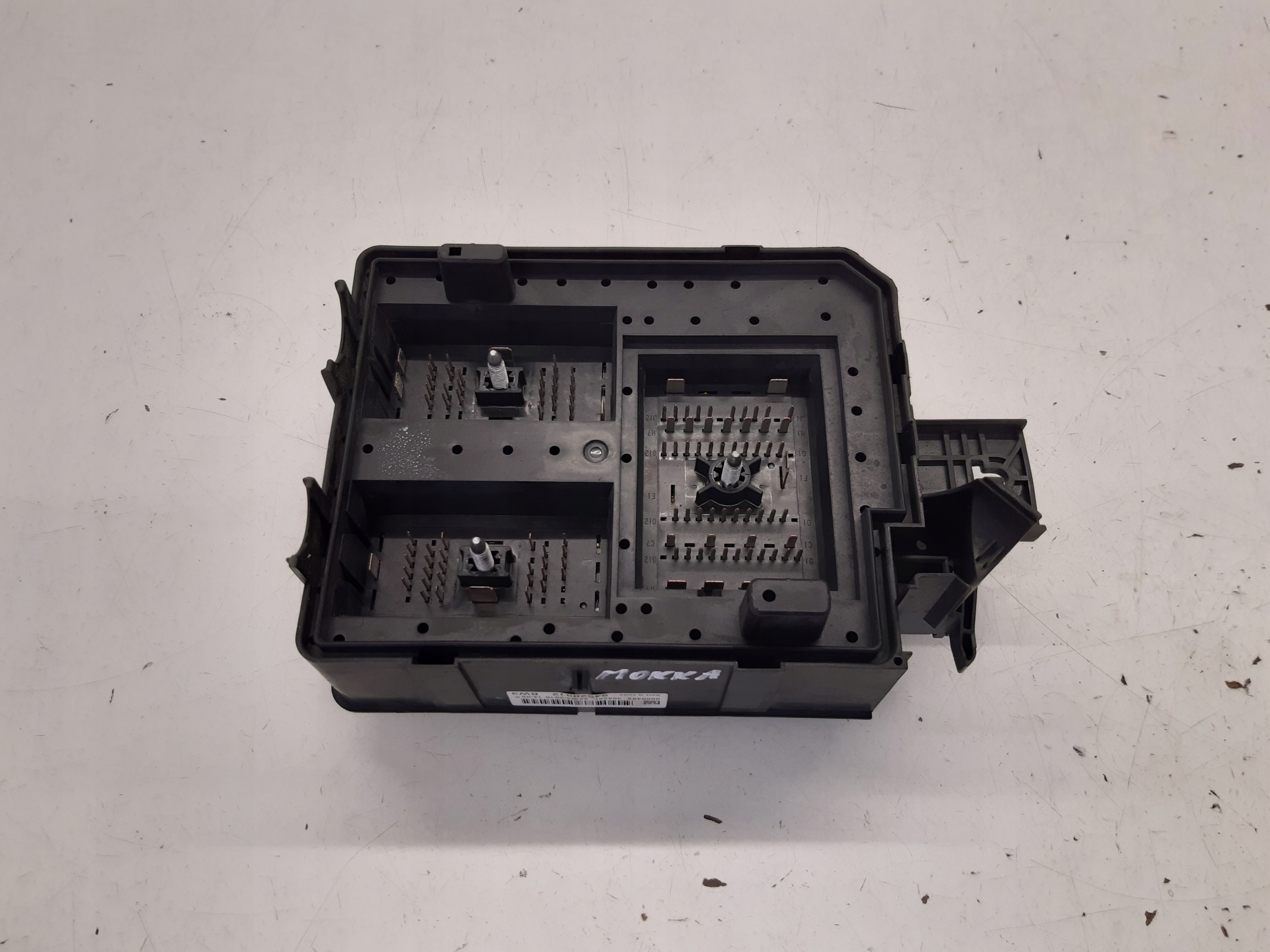 Module fusibles 94520912 Opel Mokka A 1,6 CDTI