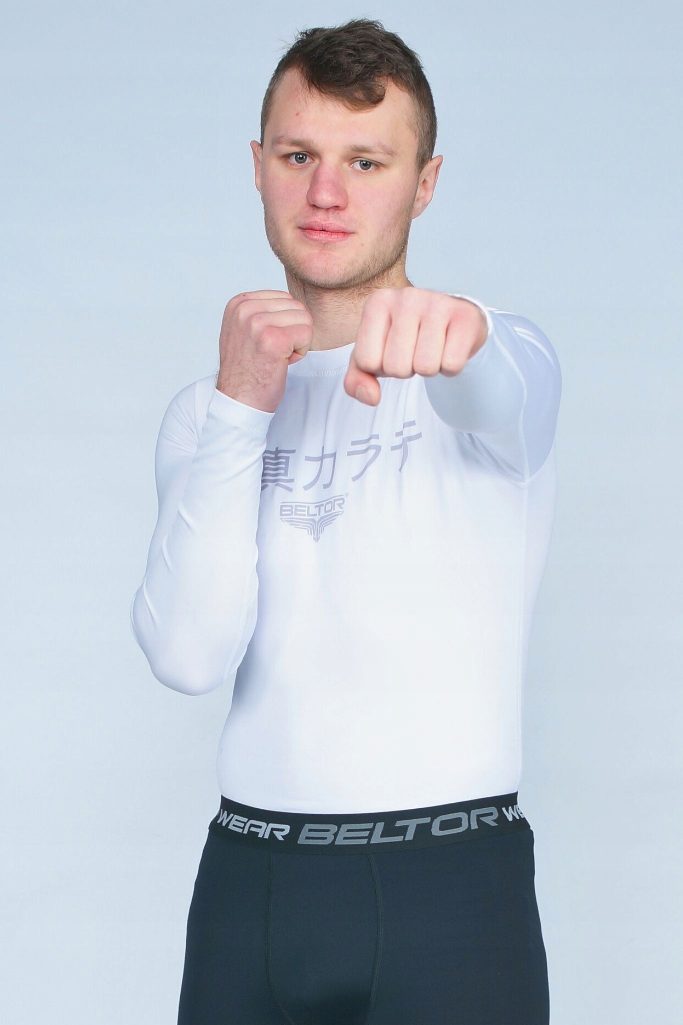 BELTOR BIAŁY RASHGUARD KARATE SUBLIMOWANY r. XXL Linia plus size (duże rozmiary)