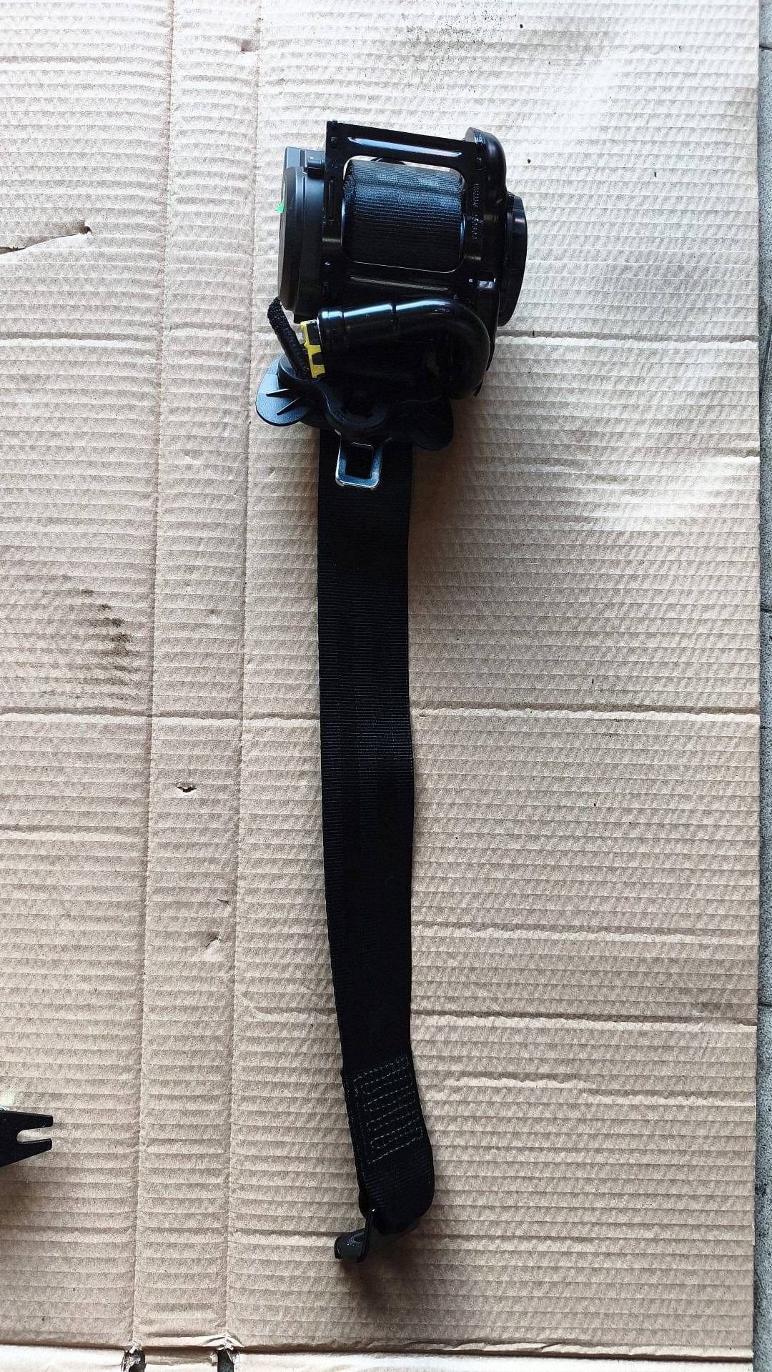 hinten sicherheitsgurt heck seite rechts Renault Twingo E-tech 88885960R