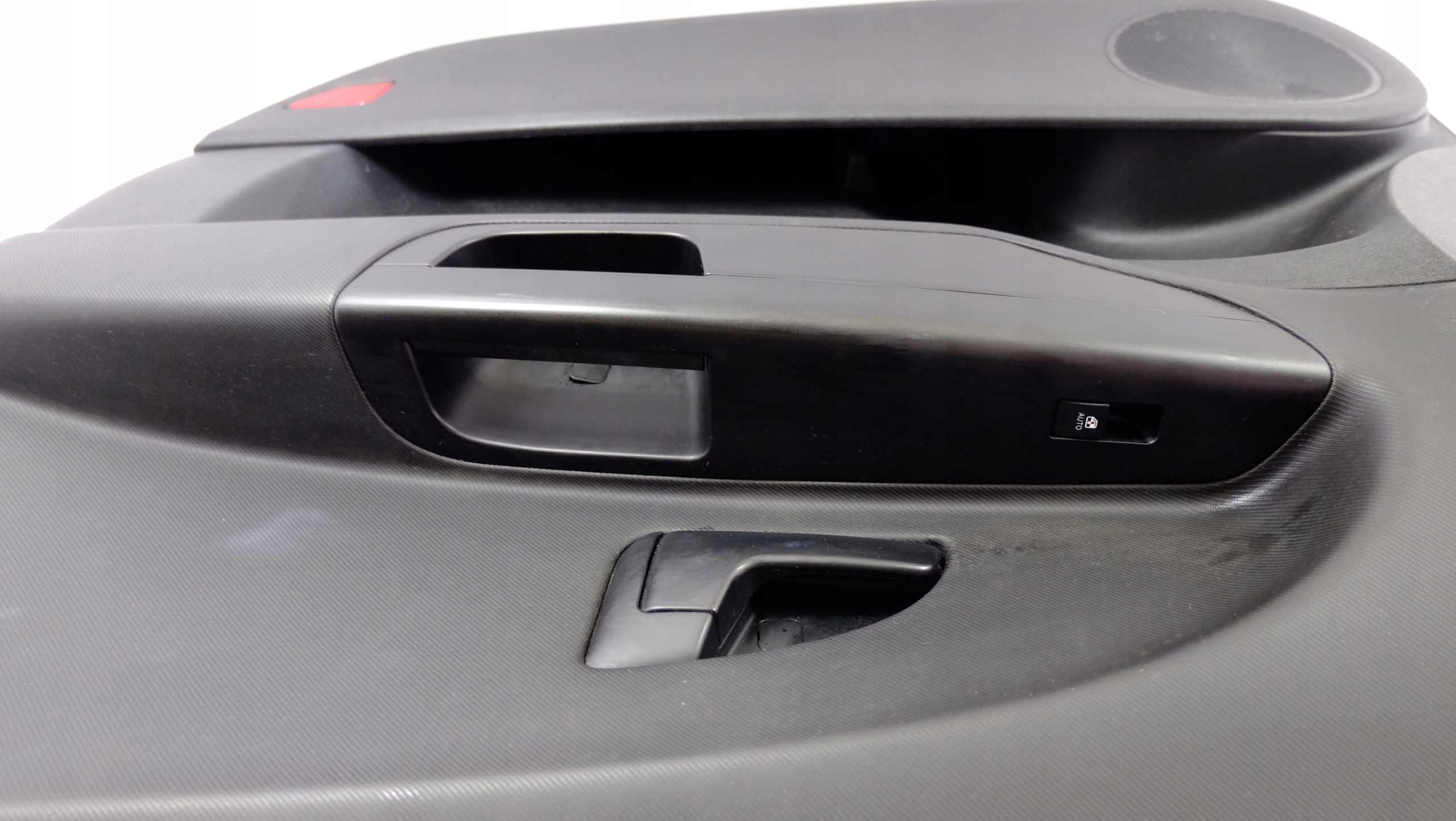 kia CEED I обивка дверные карты правый передний