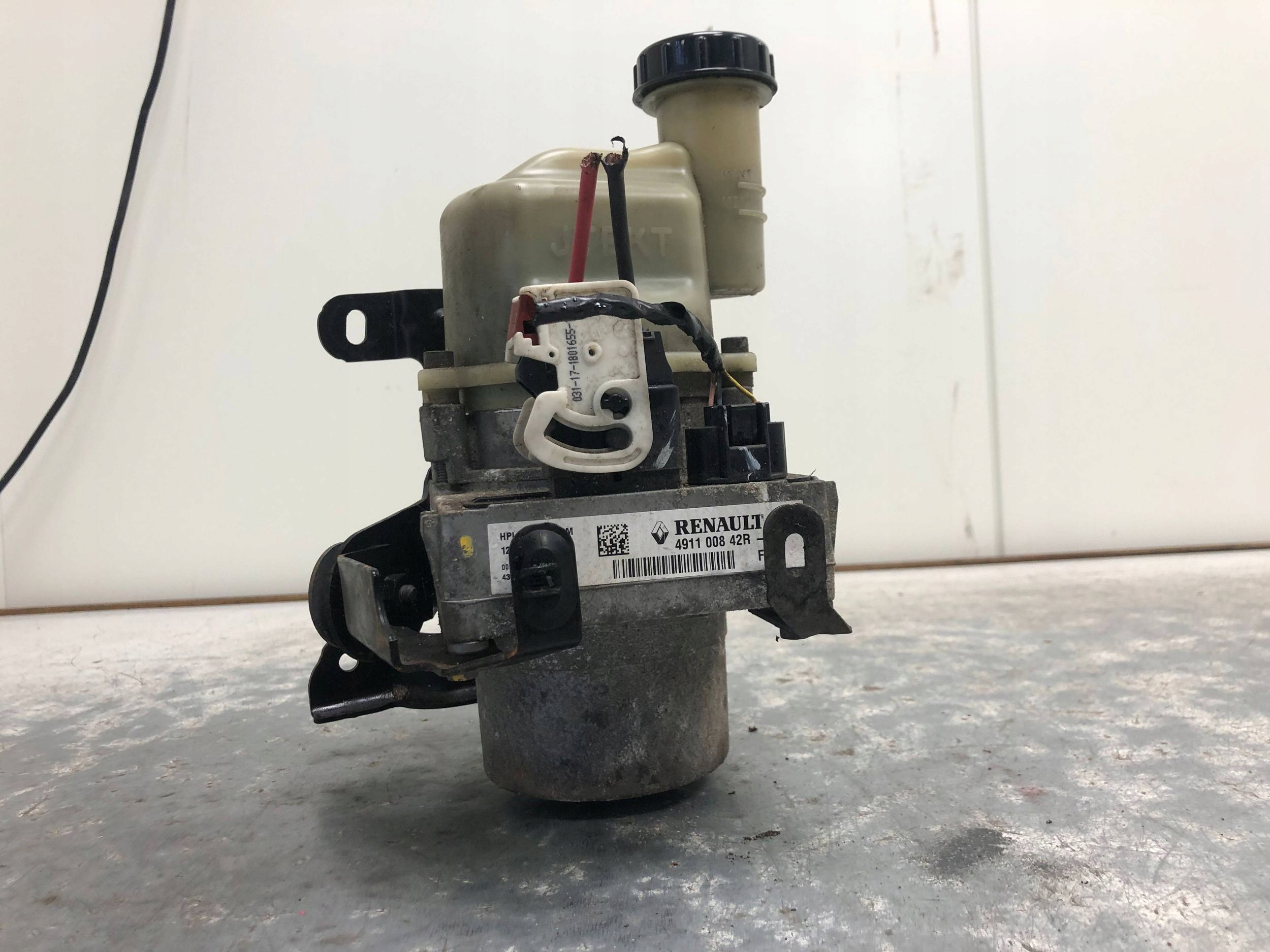 servo pump DACIA DOKKER 491100842R