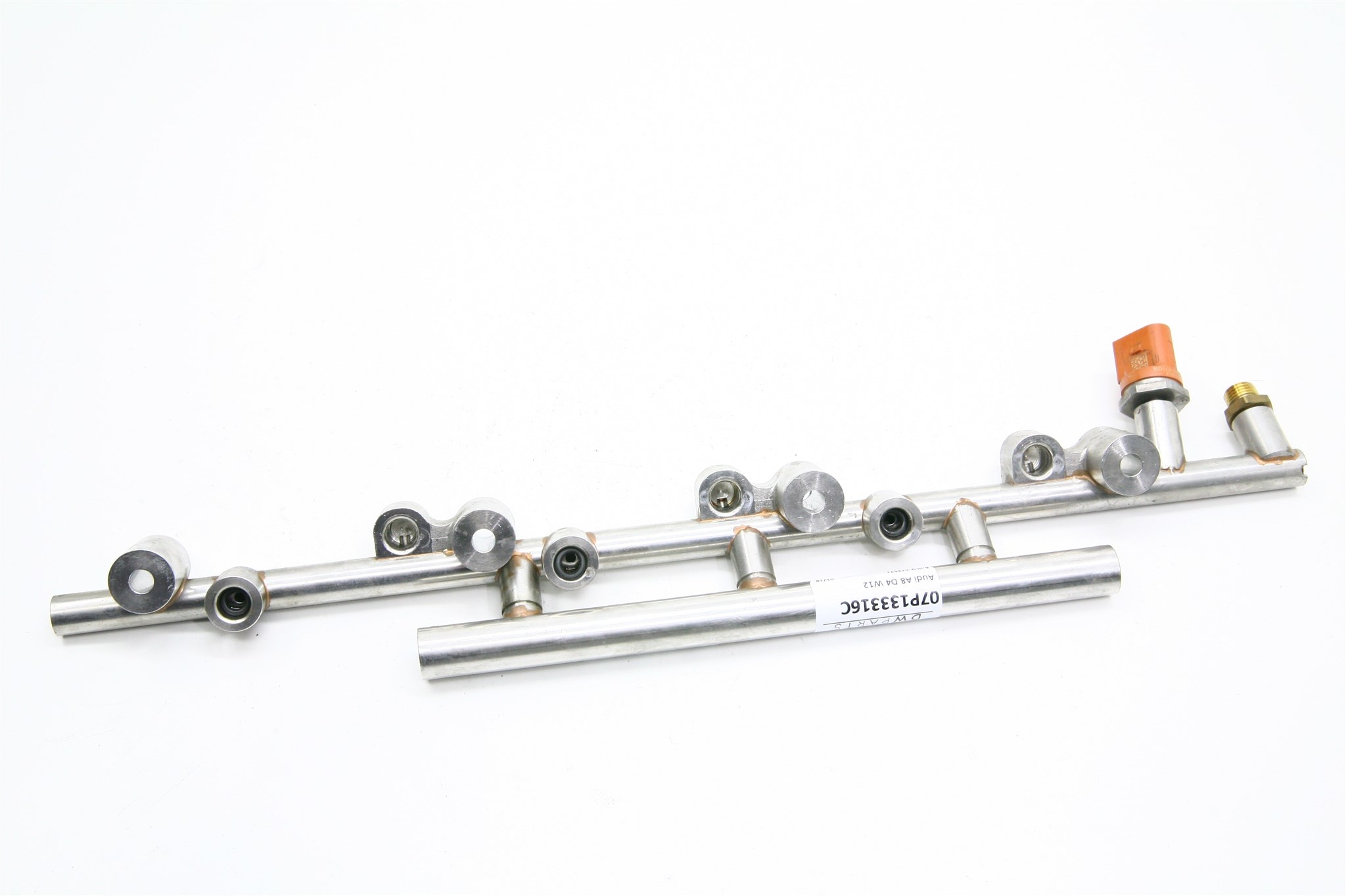 ORG LISTWA WTRYSKOWA AUDI A8 4H 07P133316C Numer katalogowy części 07P133316C