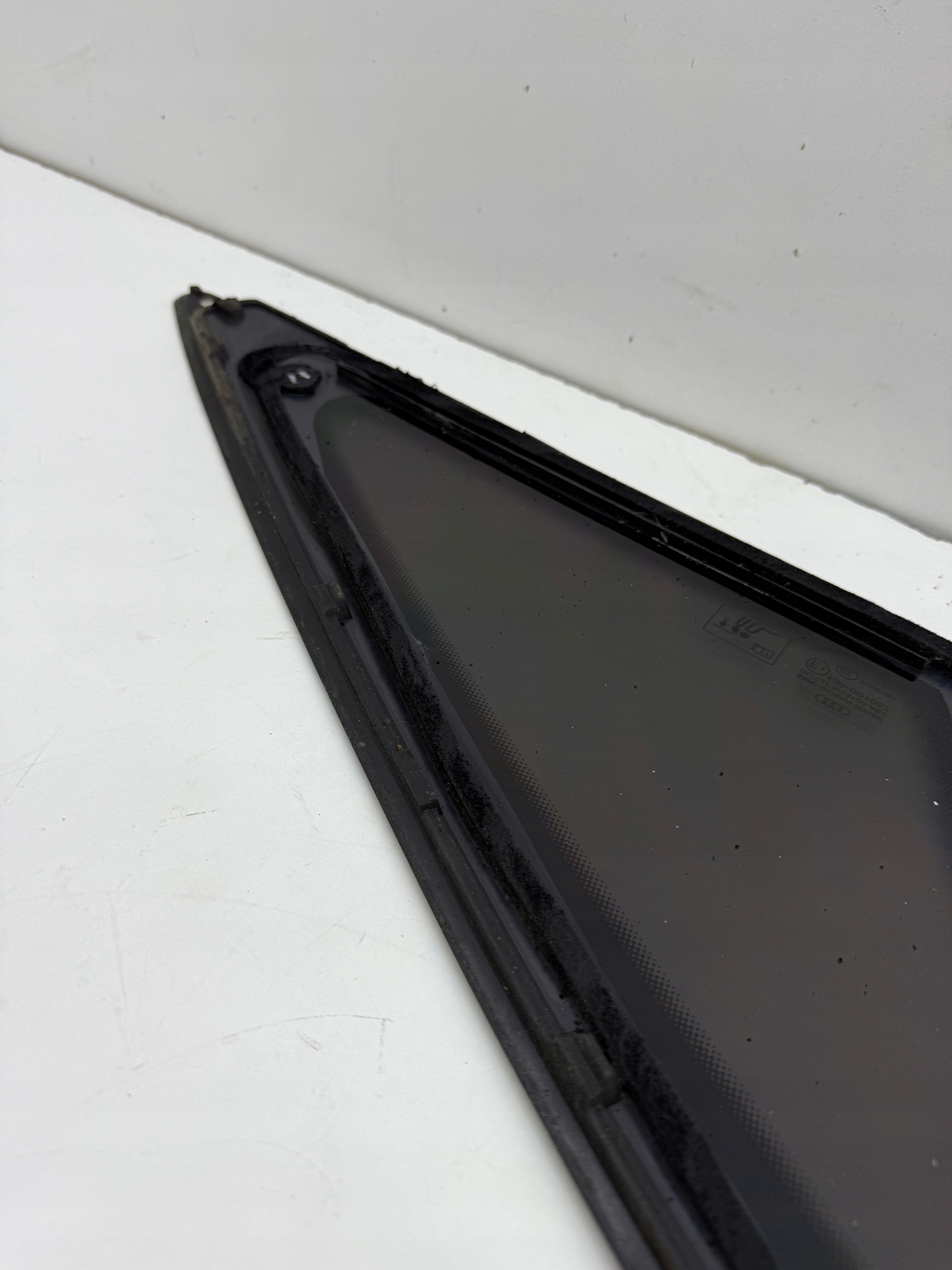 AUDI A6 S6 C7 sedan window bodywork right rear part original!