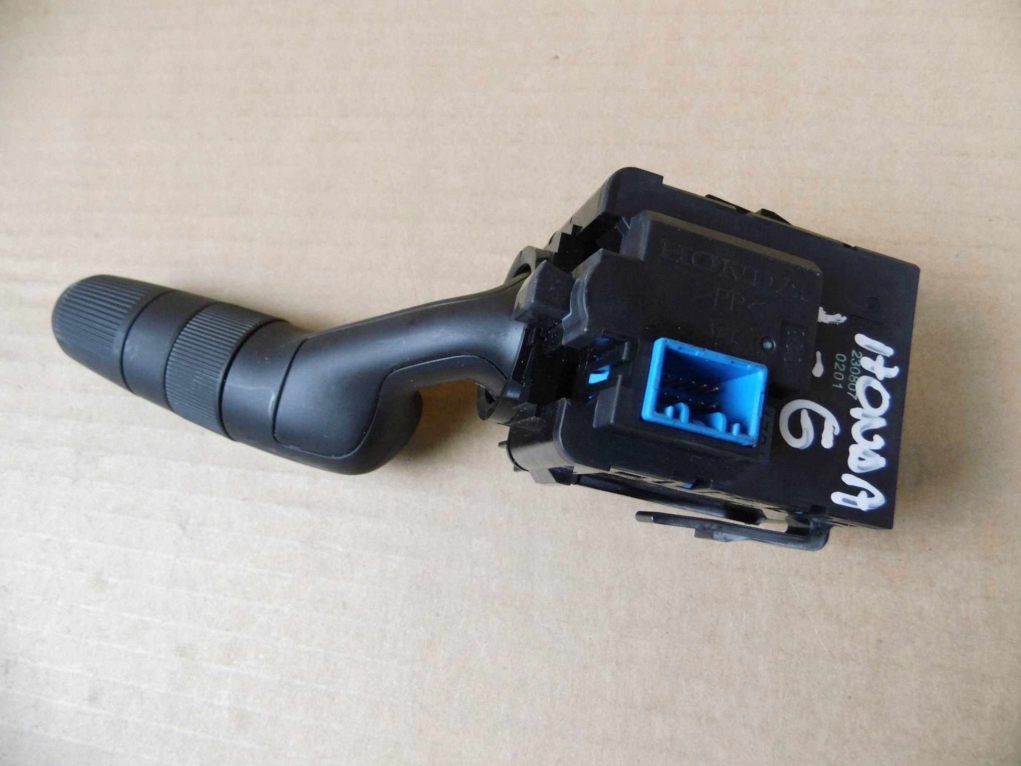 Honda CR-V VI Civic XI commodo bouton indicateurs de direction feux M84138