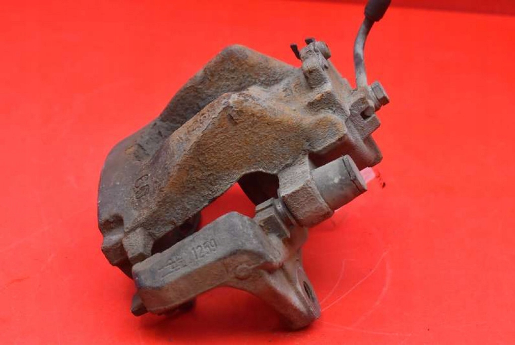 caliper brake left front JAGUAR F-PACE X761 2.0 D 180 KM 4X4 16-20