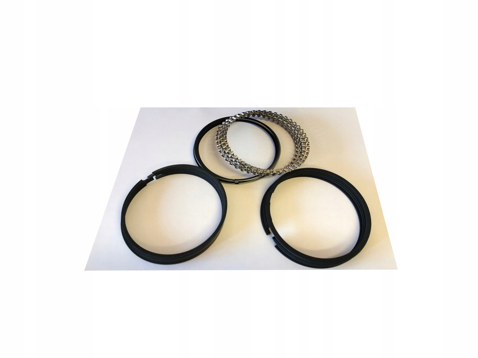 PIA0041 - Кольца Galloper Sonata Pajero Voyager 3.0 v6