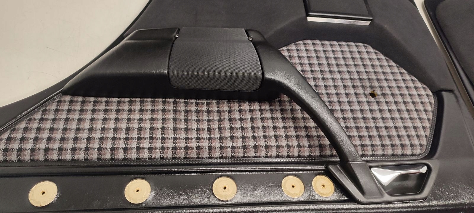side side komplet Mercedes W124 2,2b Kombi