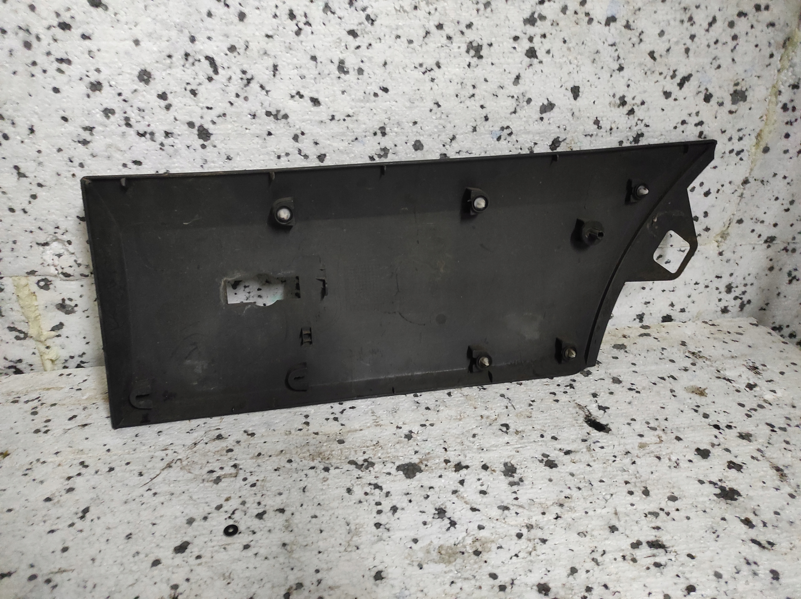 lista oldalsó sárvédöt l ford BK31-V29396