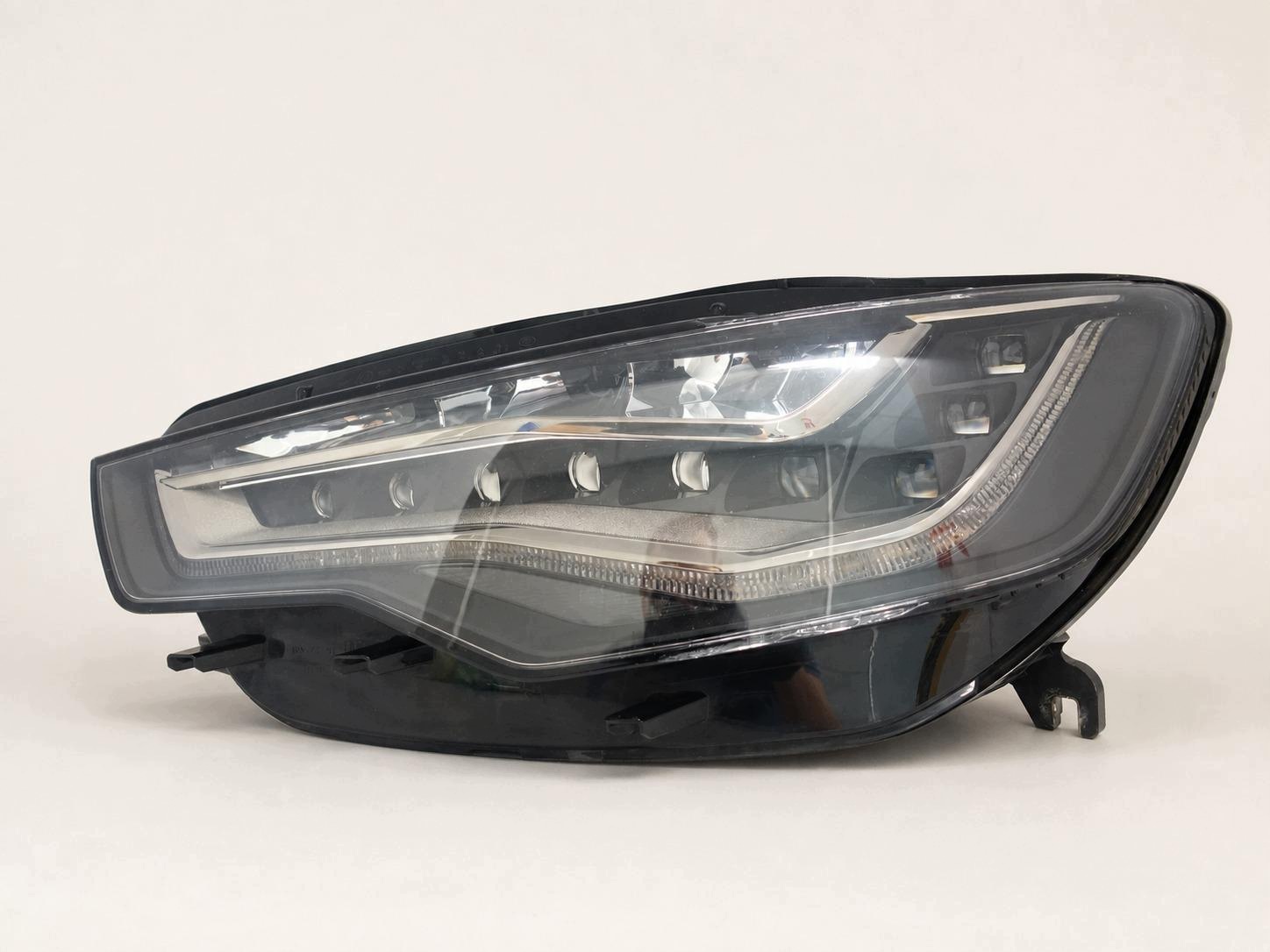 AUDI RS6 4G0 AVANT C7 13-15 light FULL LED left front EUROPA dark black
