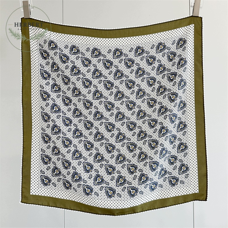 Šátek Hedvábný Olivový 65x65 cm Paisley Šátek na krk