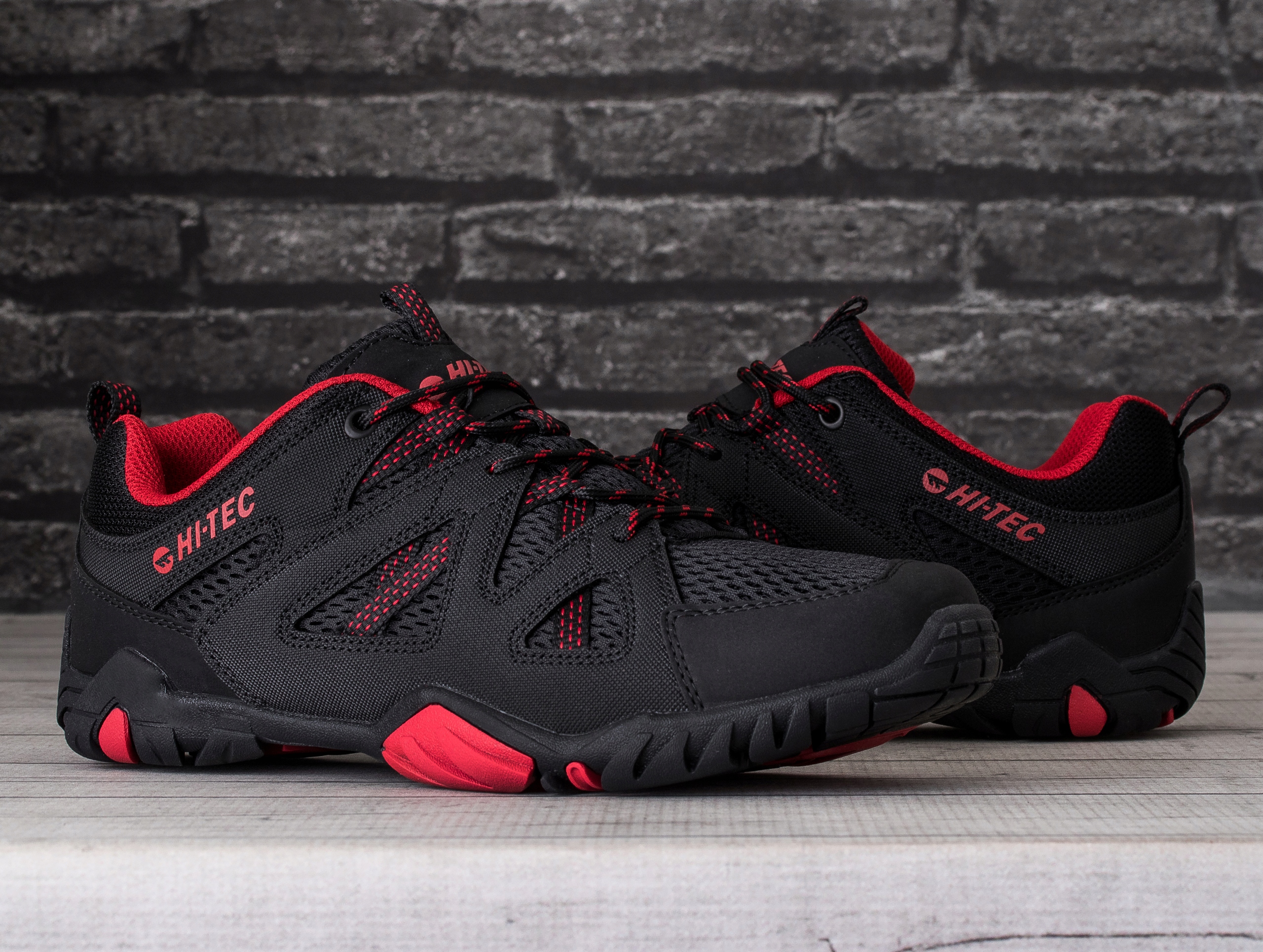 

Buty męskie, trekkingowe Hi-tec Rango Black/Red